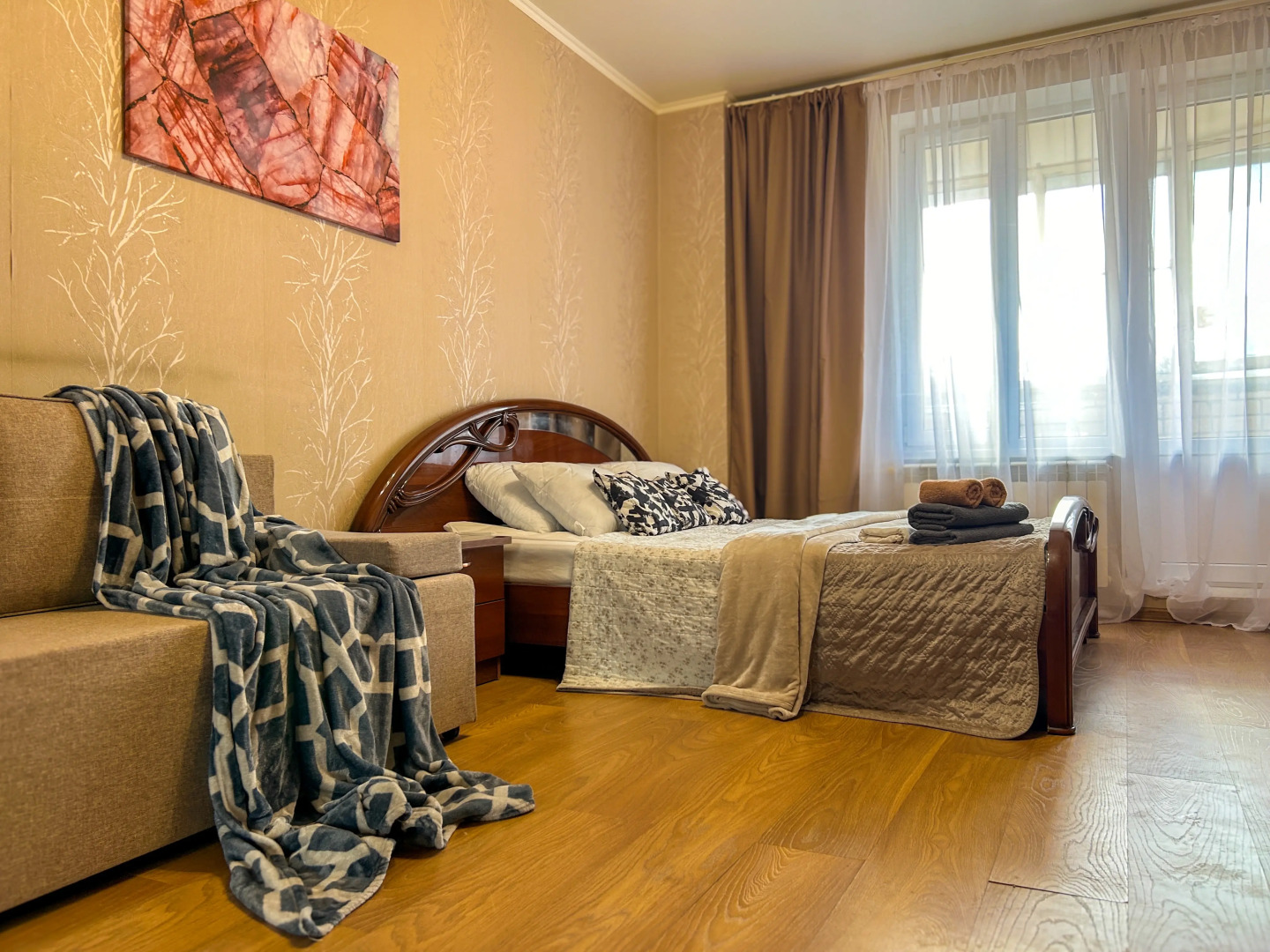 Апартаменты Хорошая квартира в пешей доступности с больницей Электроника