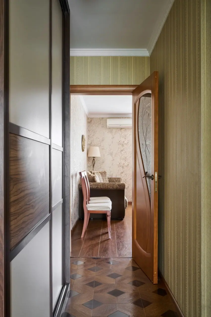 Apartamentyi Na Gazetnom Pereulke 1/12