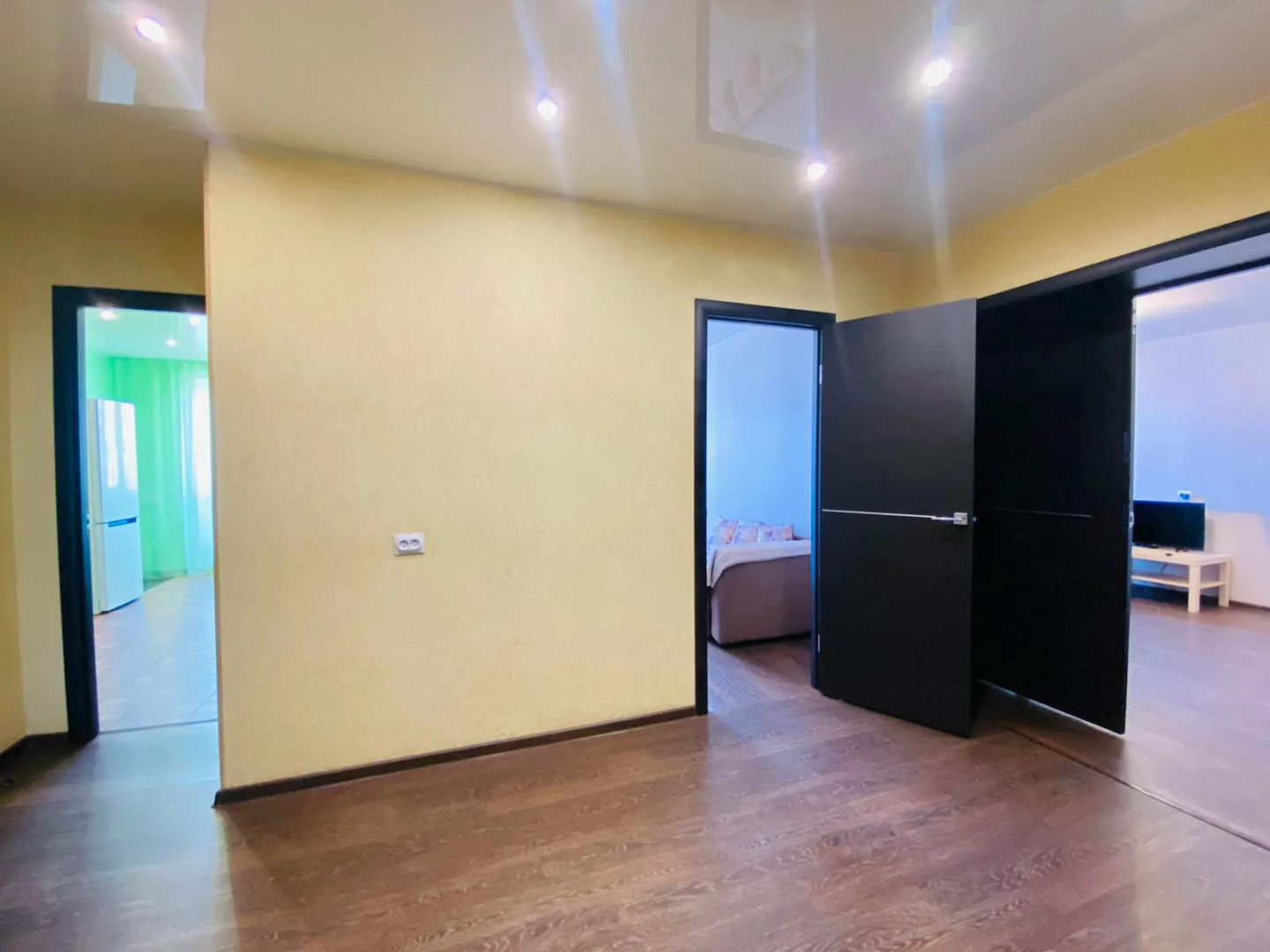 Апартаменты Ореховая