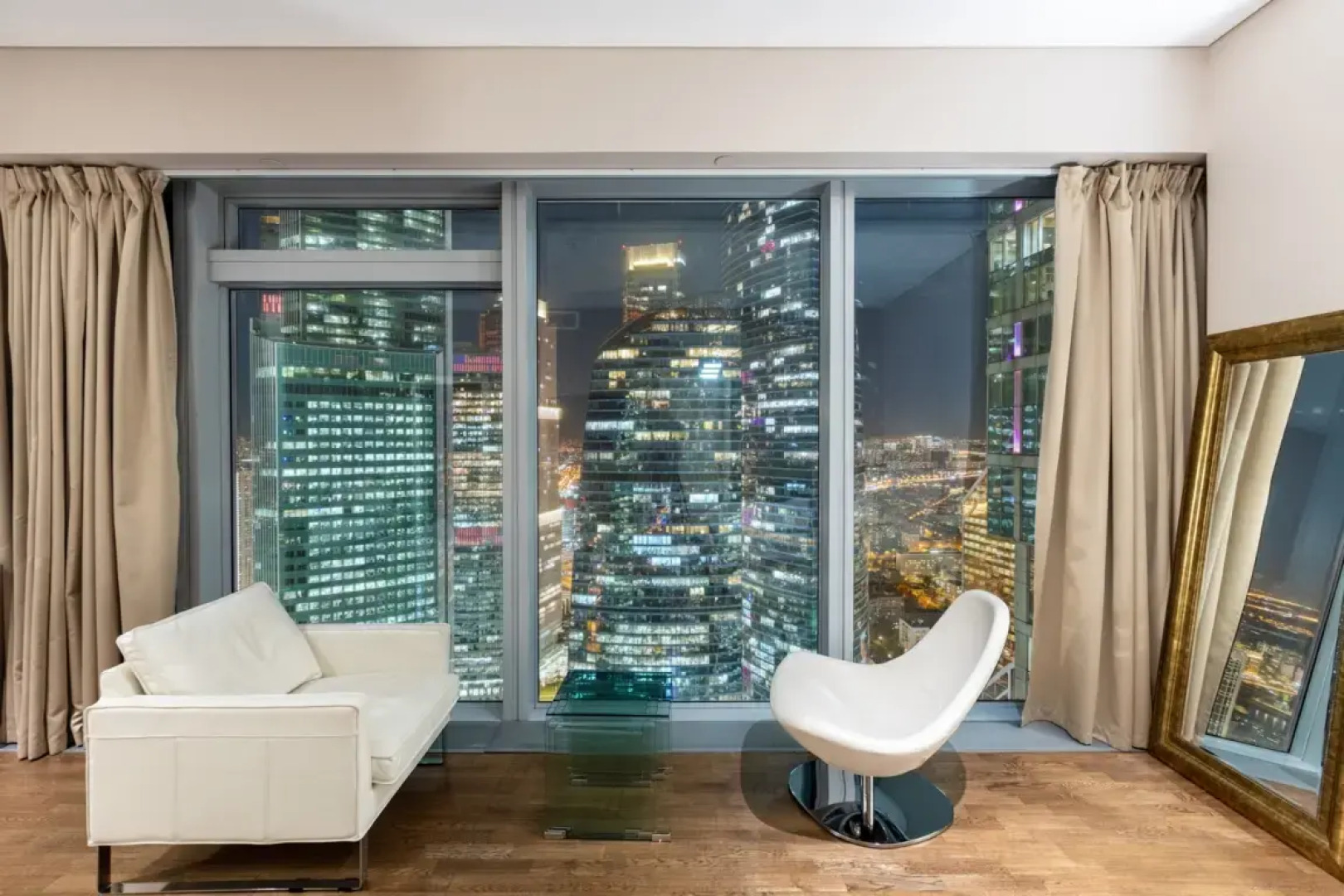 Rockmond 48 Junior Suite 14