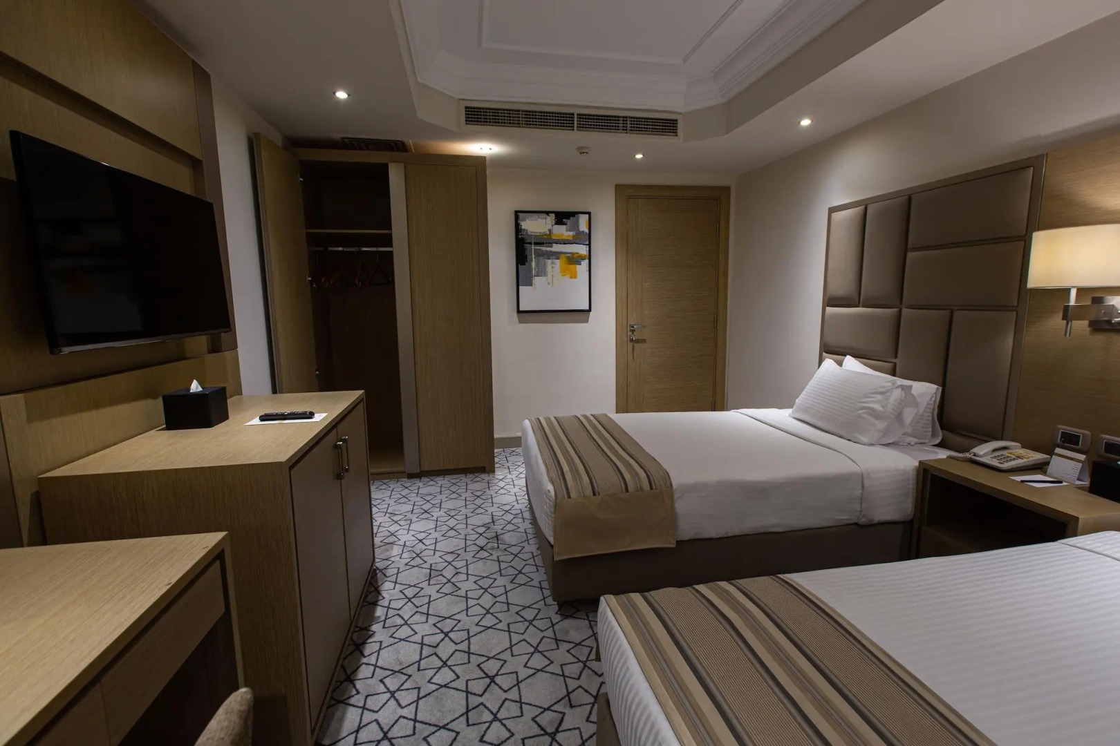 Отель Triumph Plaza Hotel