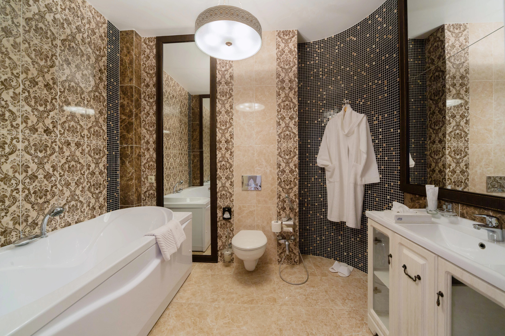 Гостинично-ресторанный комплекс Онегин