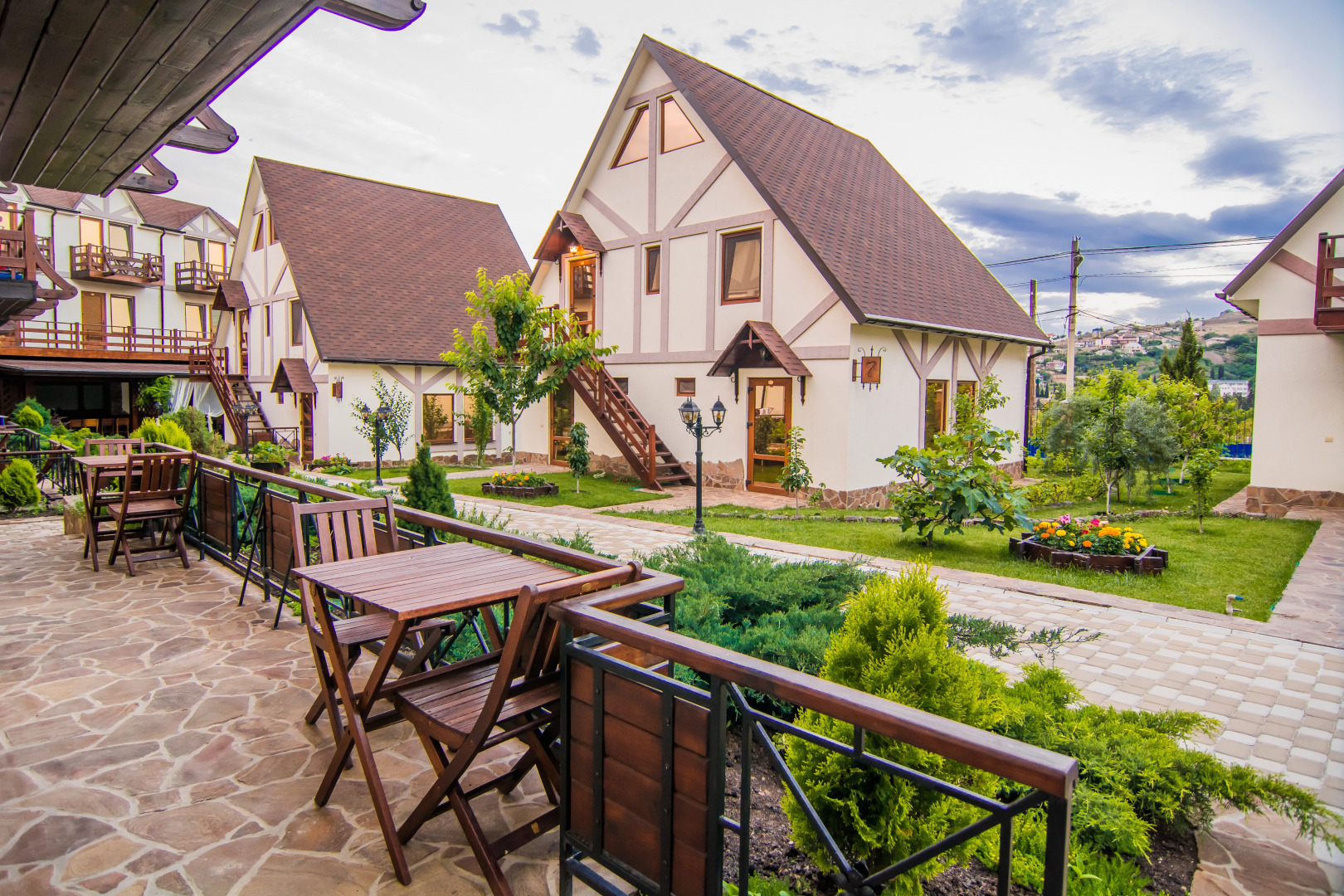 Отель Эко поселок Альпийская Долина