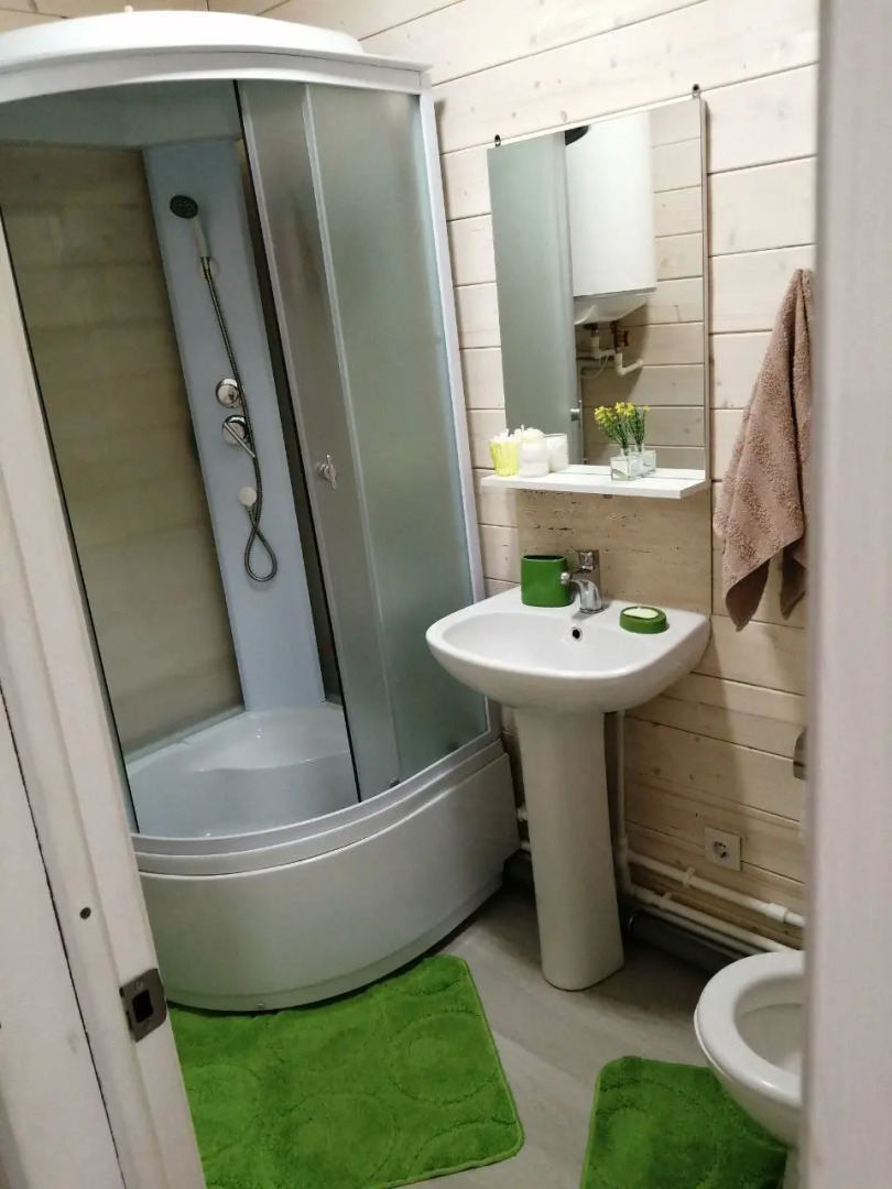 Частный дом с верандой и сауной