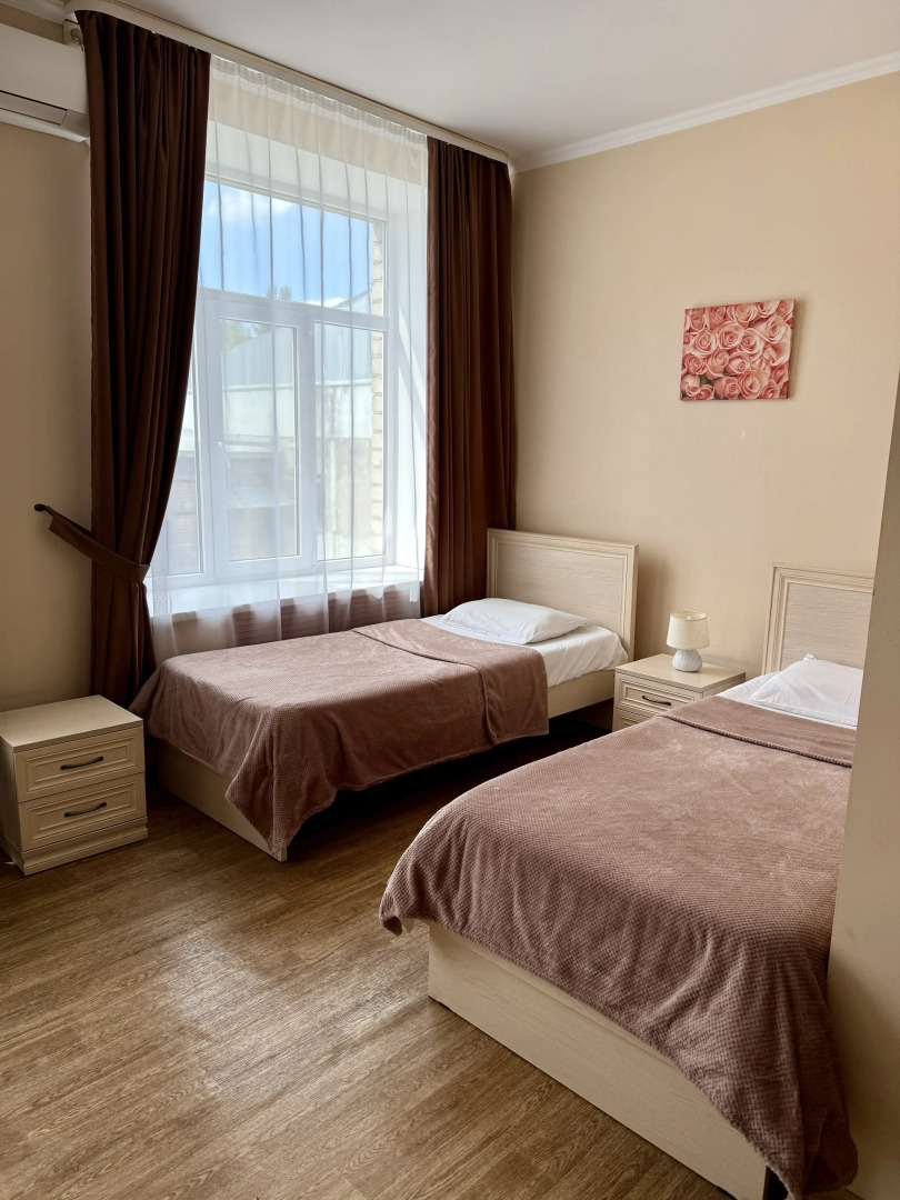 Отель 104 Rooms