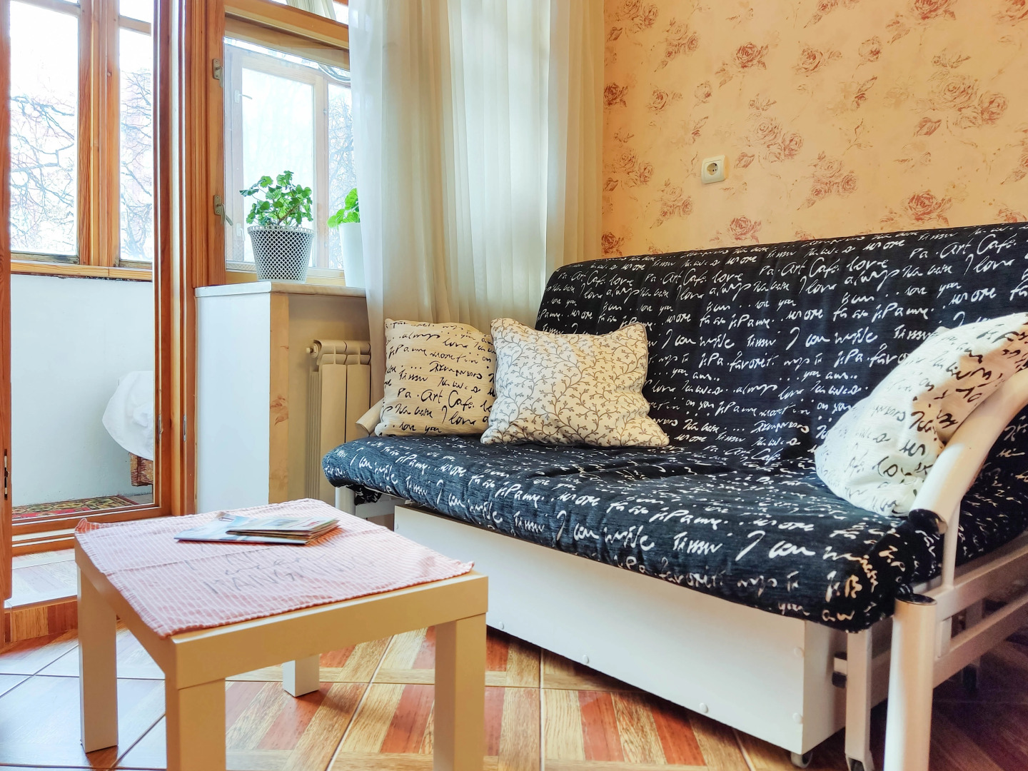 Апартаменты Евродвушка в центре города Сеть ЙоХоум