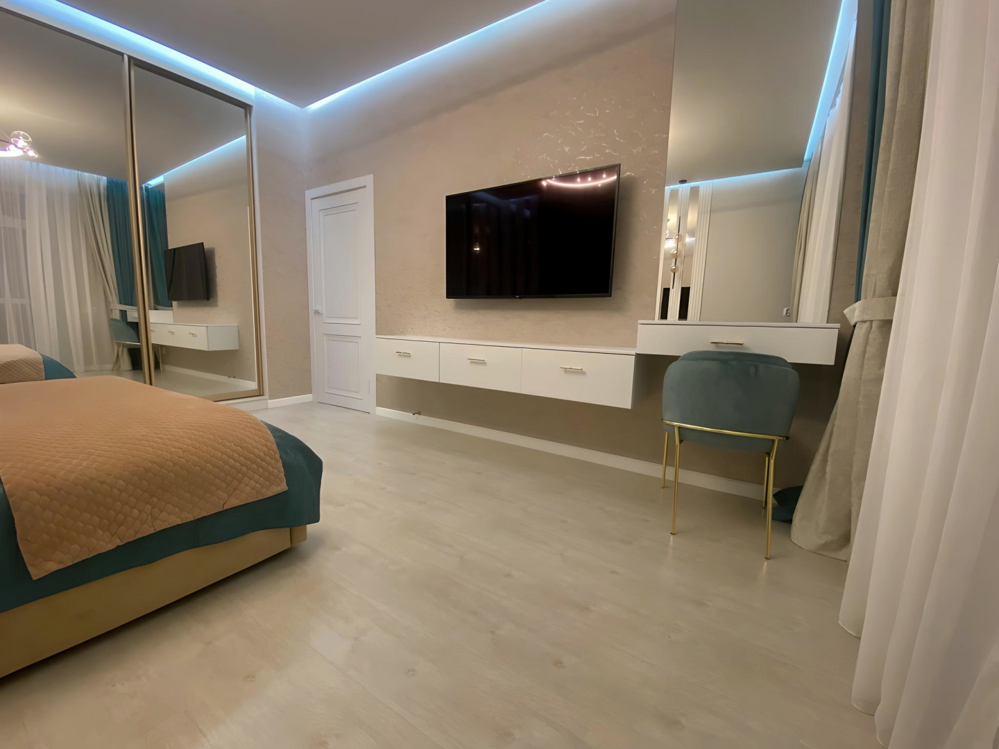 Апартаменты Чкалова 37 с видом на горы рядом аэропорт