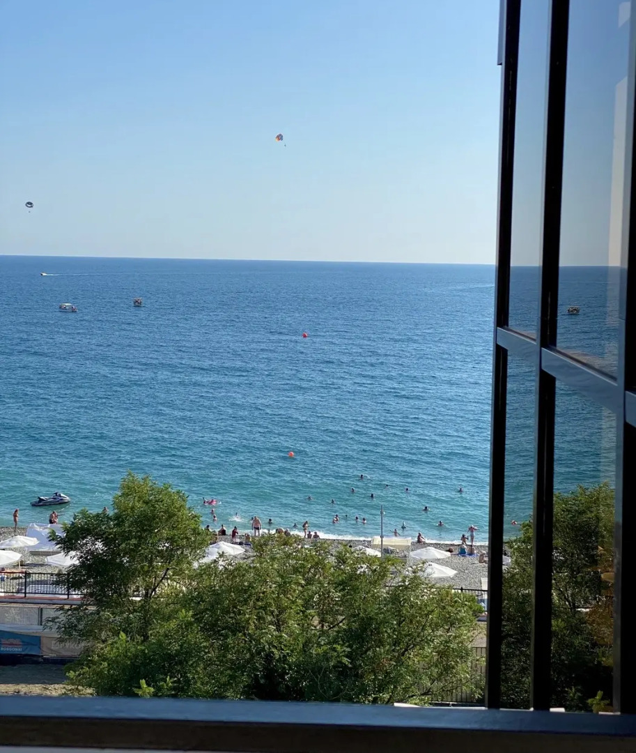 Отель Адмирал