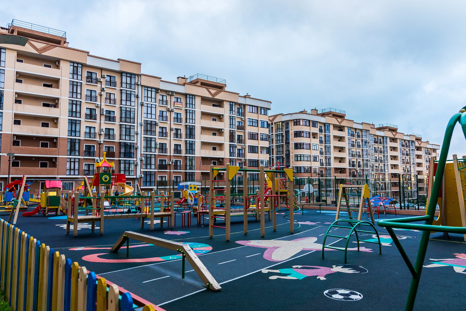 Апартаменты c видом на Морe и Гоpы в ЖК Aльбaтpос oт LеtoApart