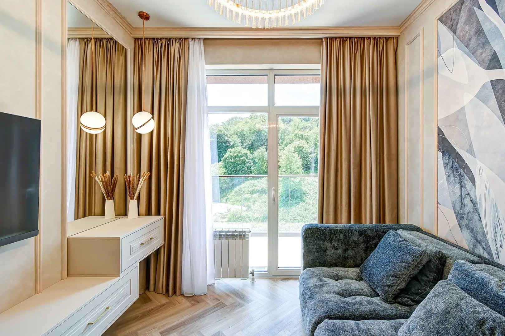 Квартира Большая Стильная в Жк Аллея Парк