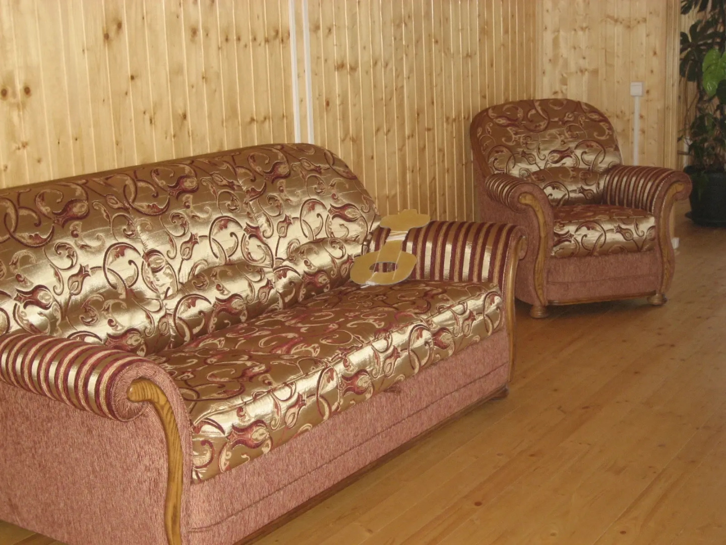 База Отдыха Культурно-оздоровительный центр "Касатка"