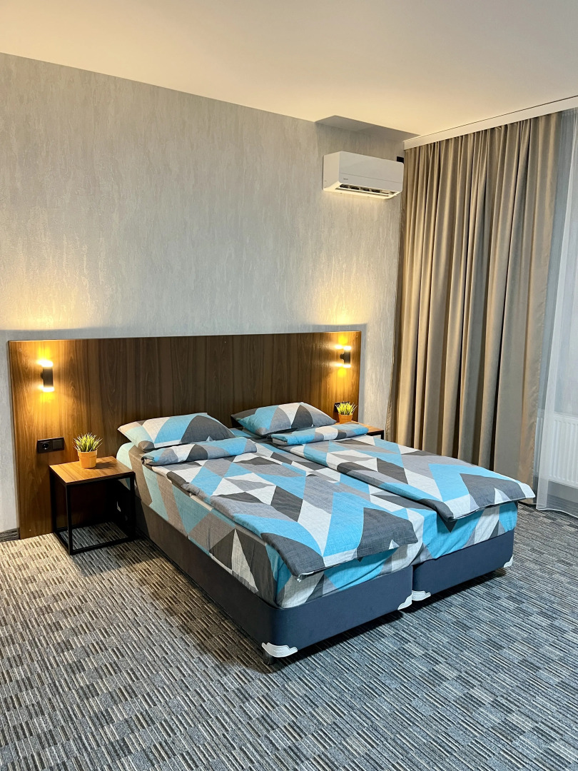 Отель Вертикаль