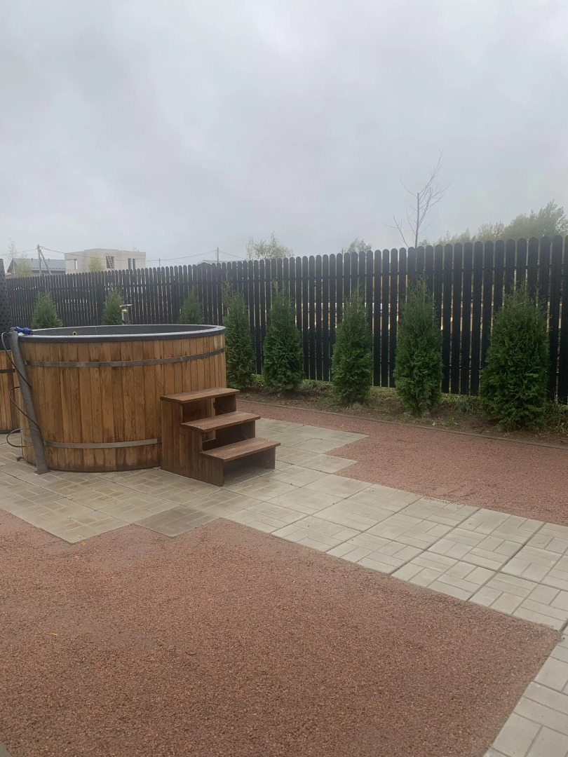 Частный дом Традиция отдыха - дом у озера c баней и купелью