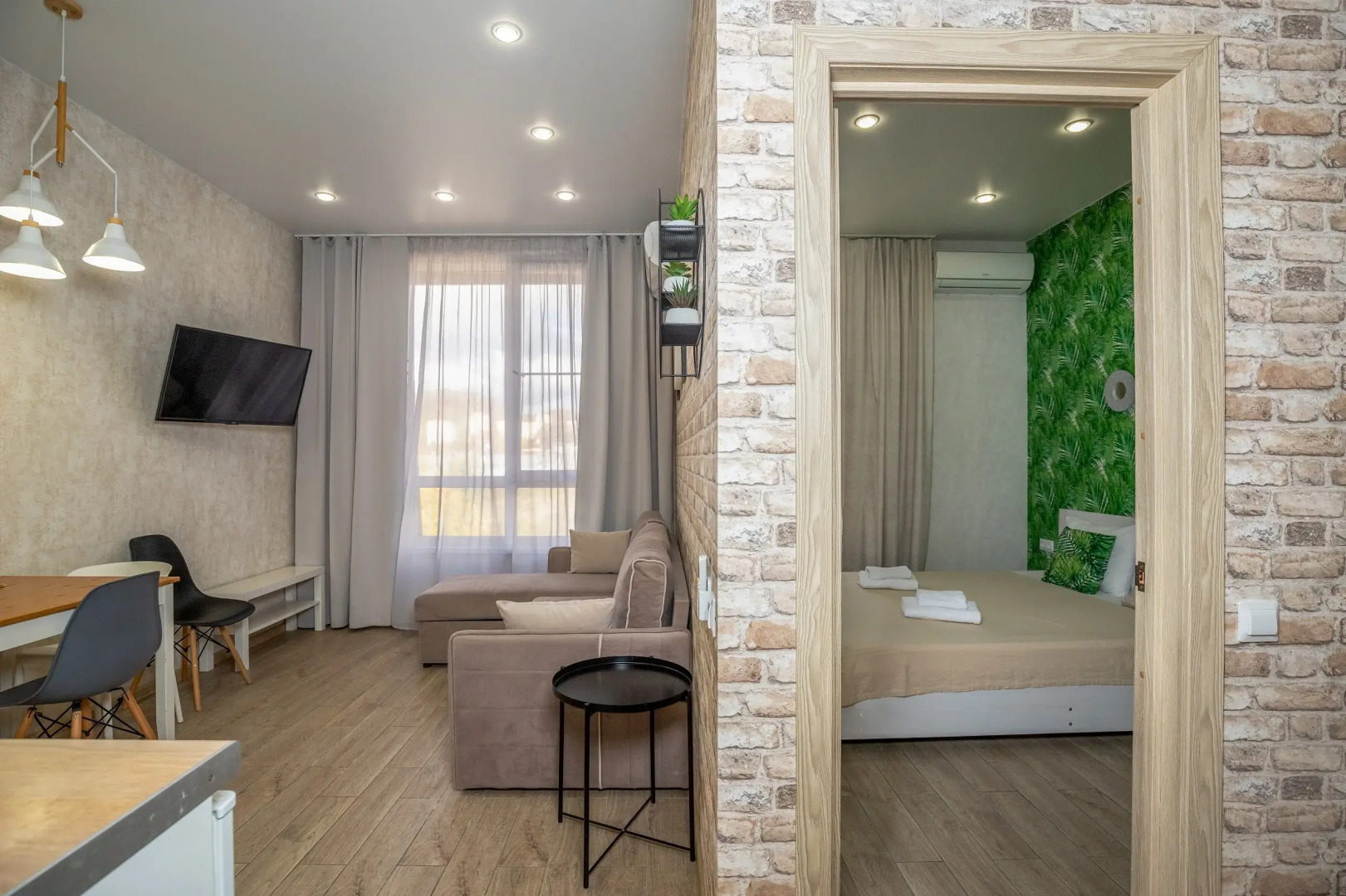 Апартаменты Море Апартаментов на Кувшинок 8-5