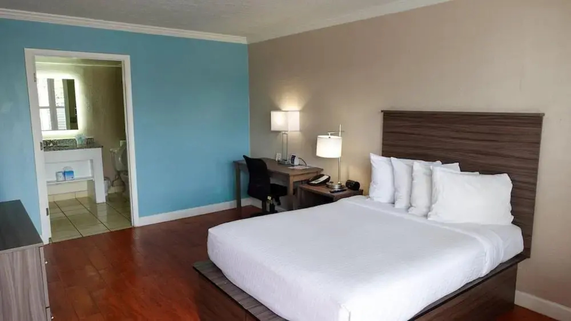 Мини Отель Melbourne All Suites