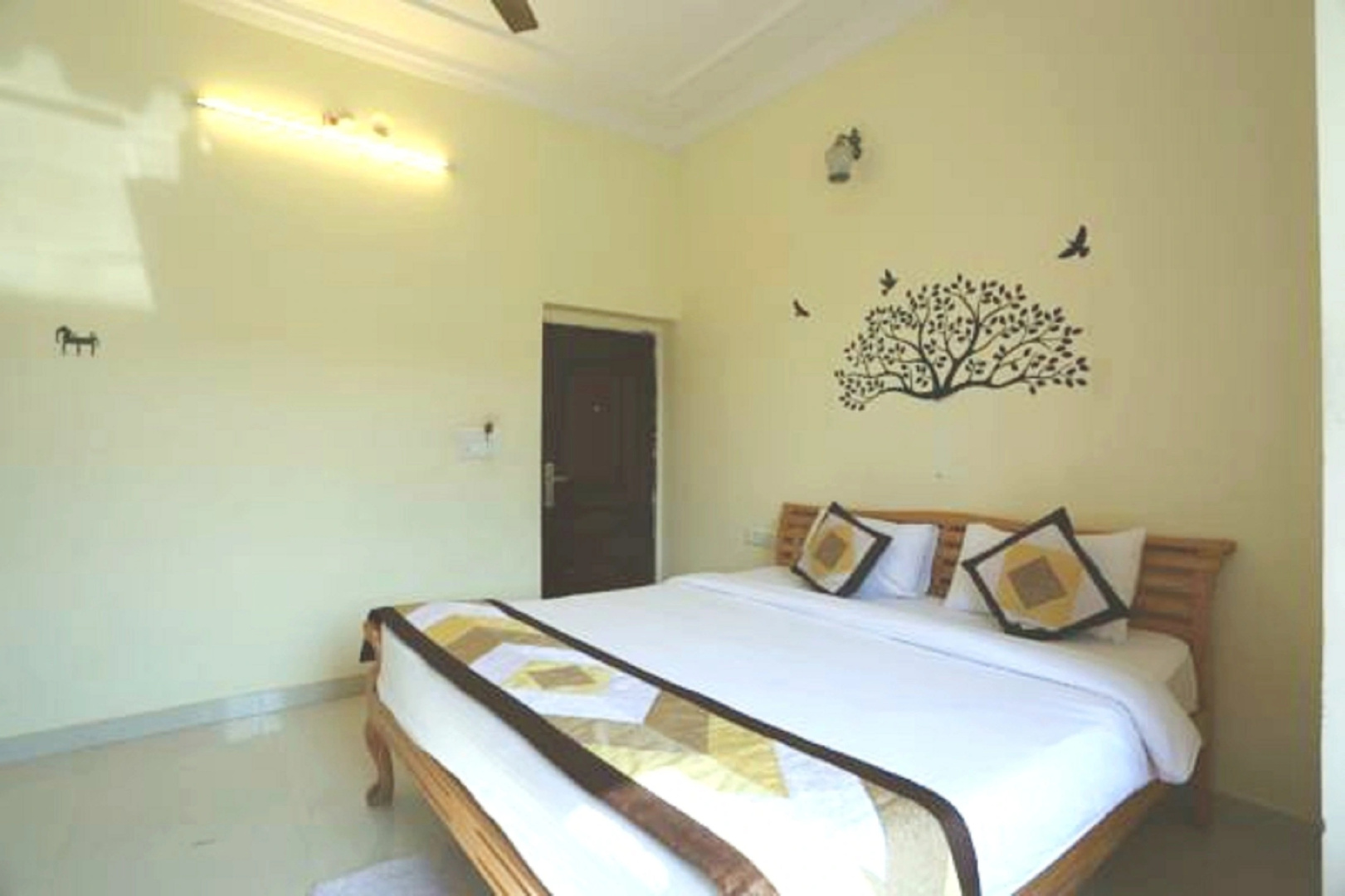 Отель The Country Side Resort