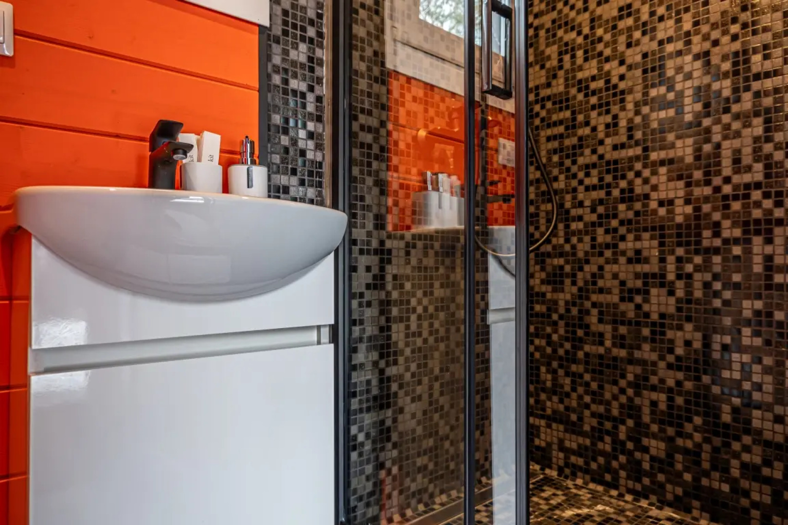 Коттедж Семейный с Терассой в Терсколе от Квартирукинг