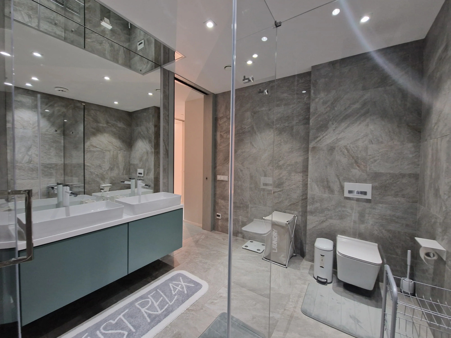 Апартаменты 3-к Karat с видом на море