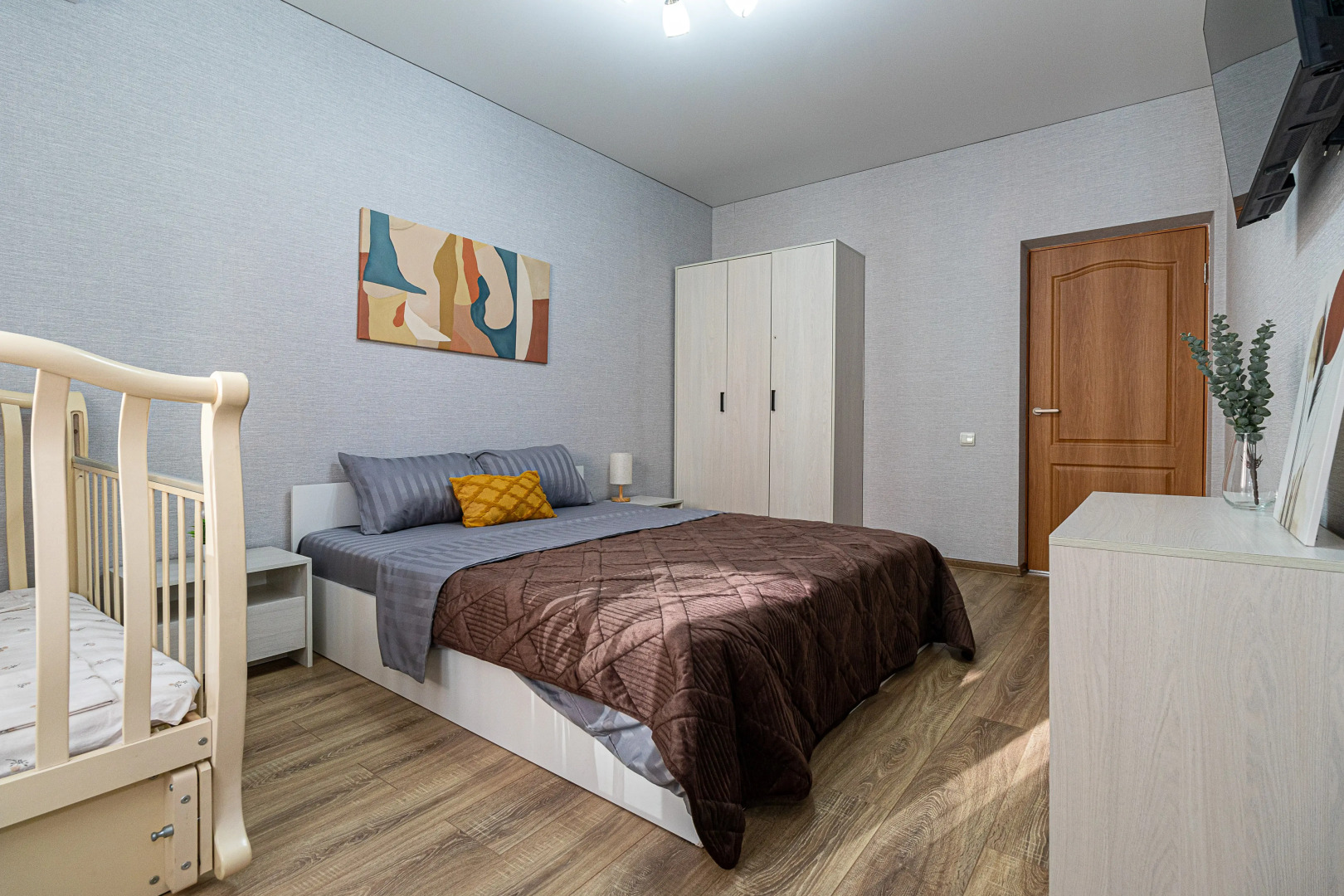 Квартира Двухкомнатная рядом с парком Галицкого