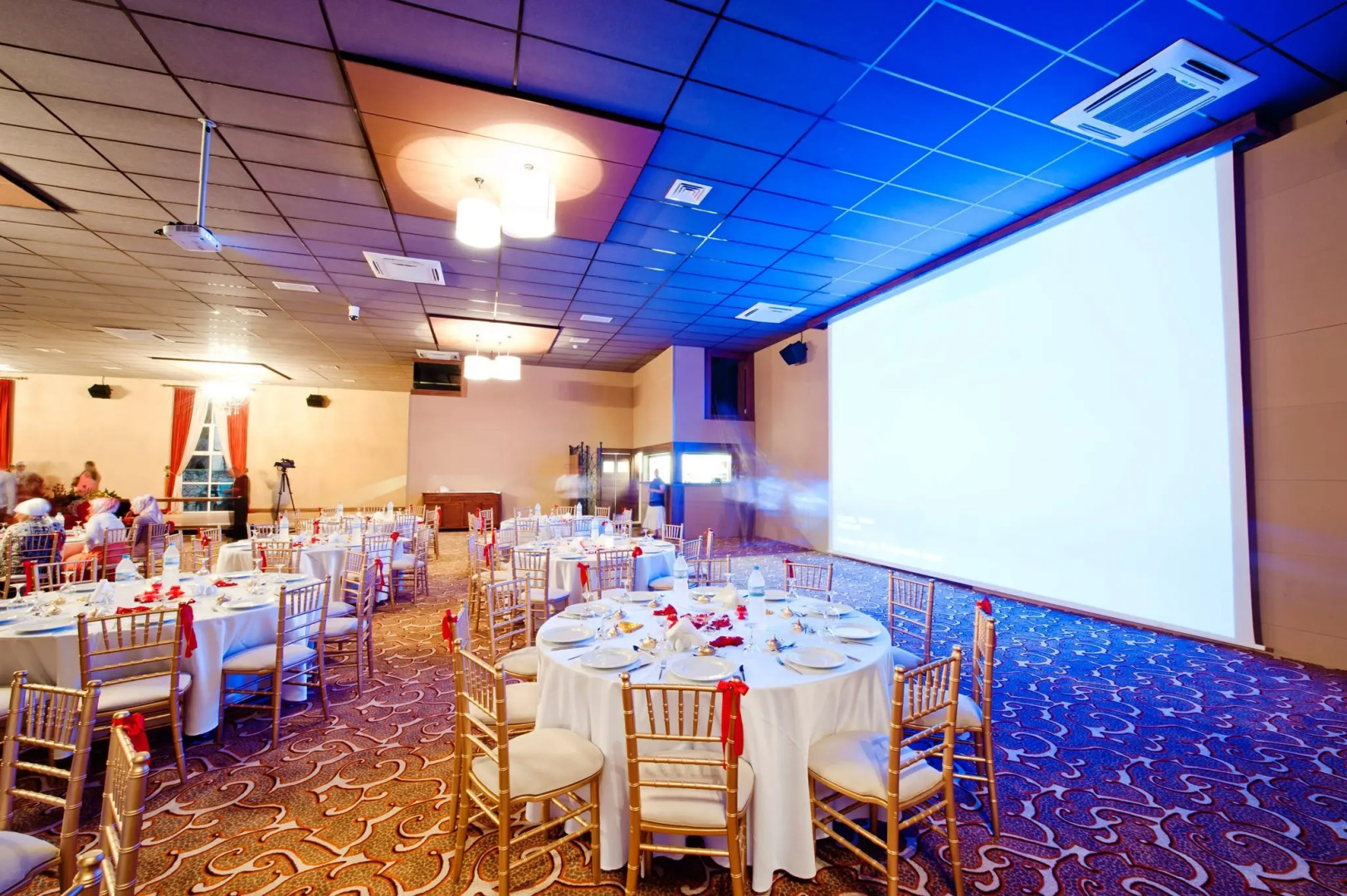 Отель Oscar Resort