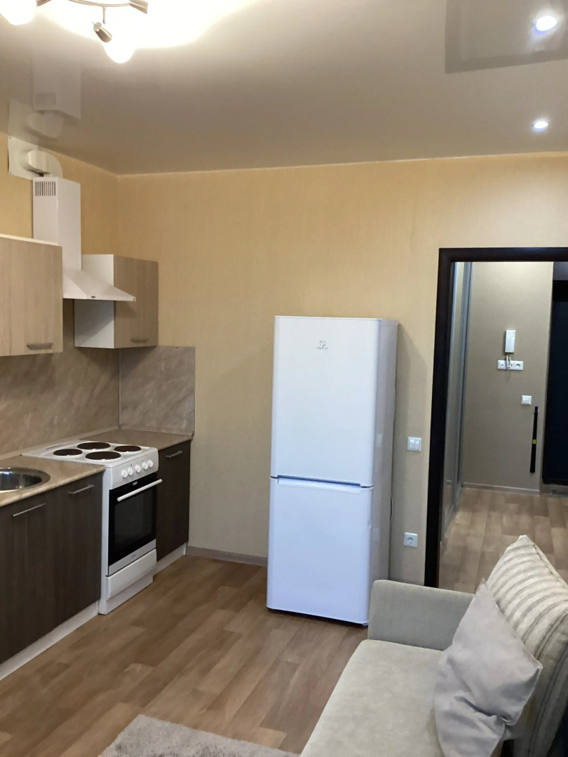 Квартира 1-комнатная на Родионова 192 корпус 4