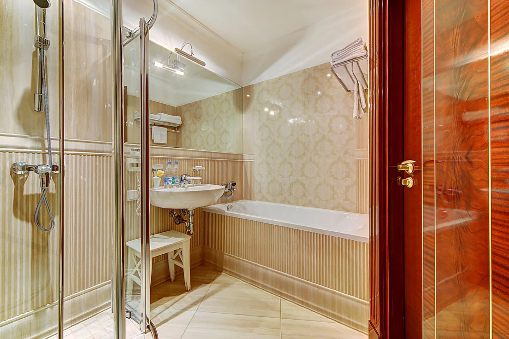 Бутик-Отель Золотой Треугольник