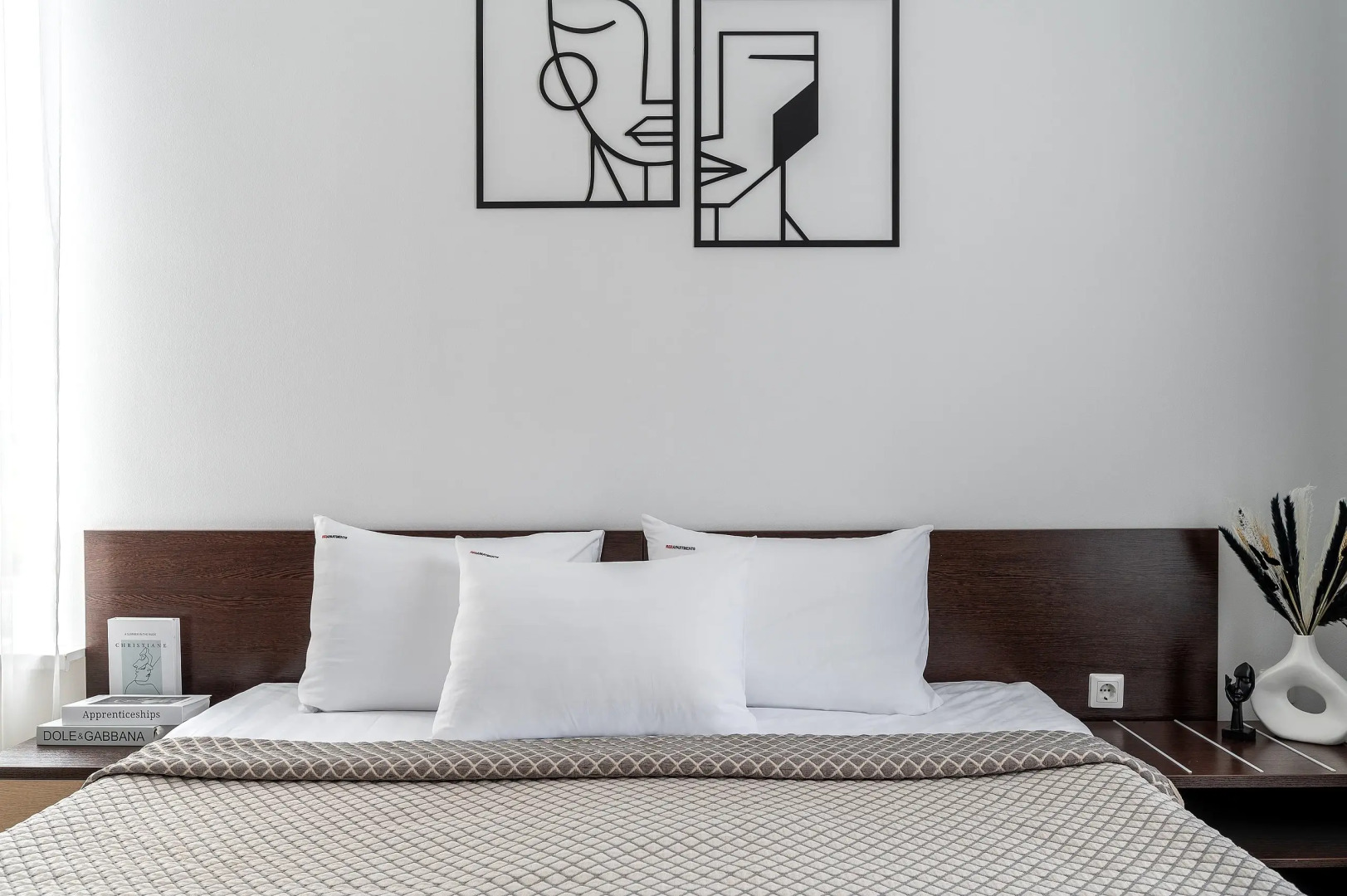 Апартаменты Red Apartments Си Сайд Песчаный