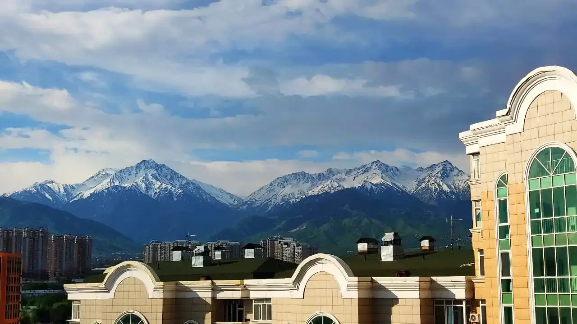 Апартаменты ЖК Тау Самал на Навои