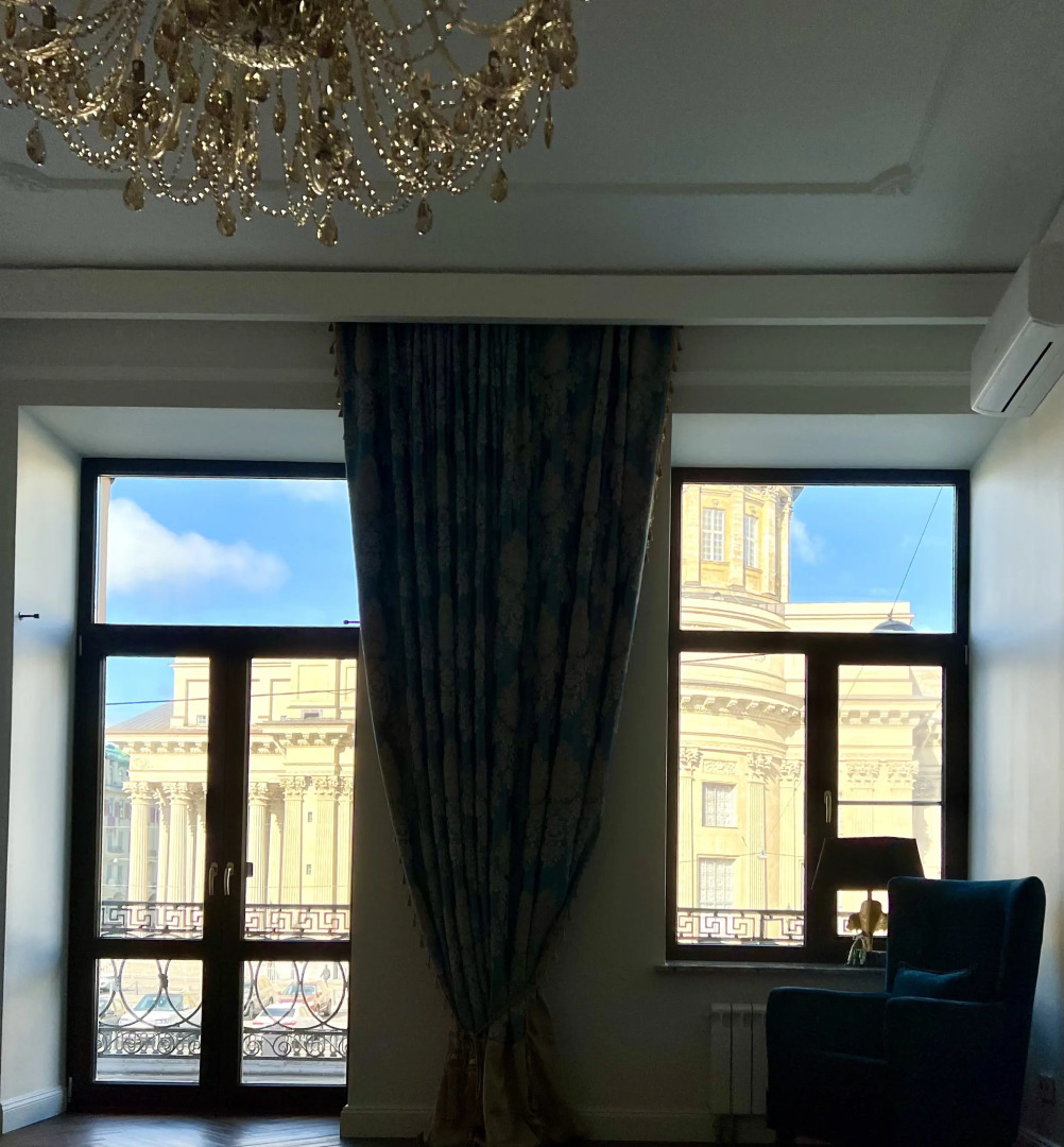 Апартаменты у Казанского Собора