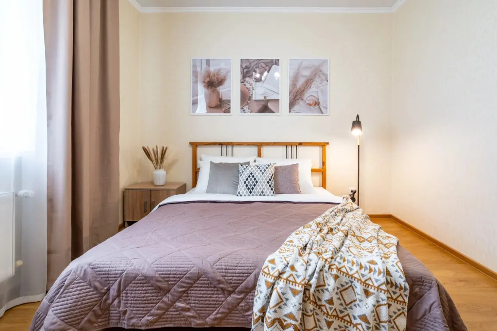 Квартира двухкомнатная Апарт-Отелика в шаговой доступности к парку Галицкого