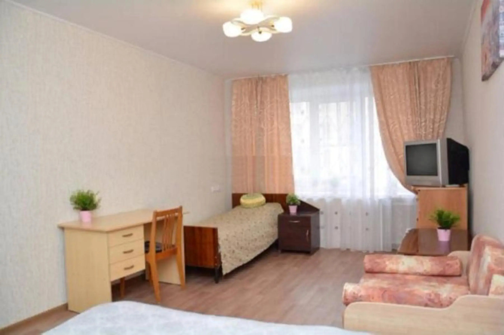 Апартаменты Эконом на Цвиллинга 53