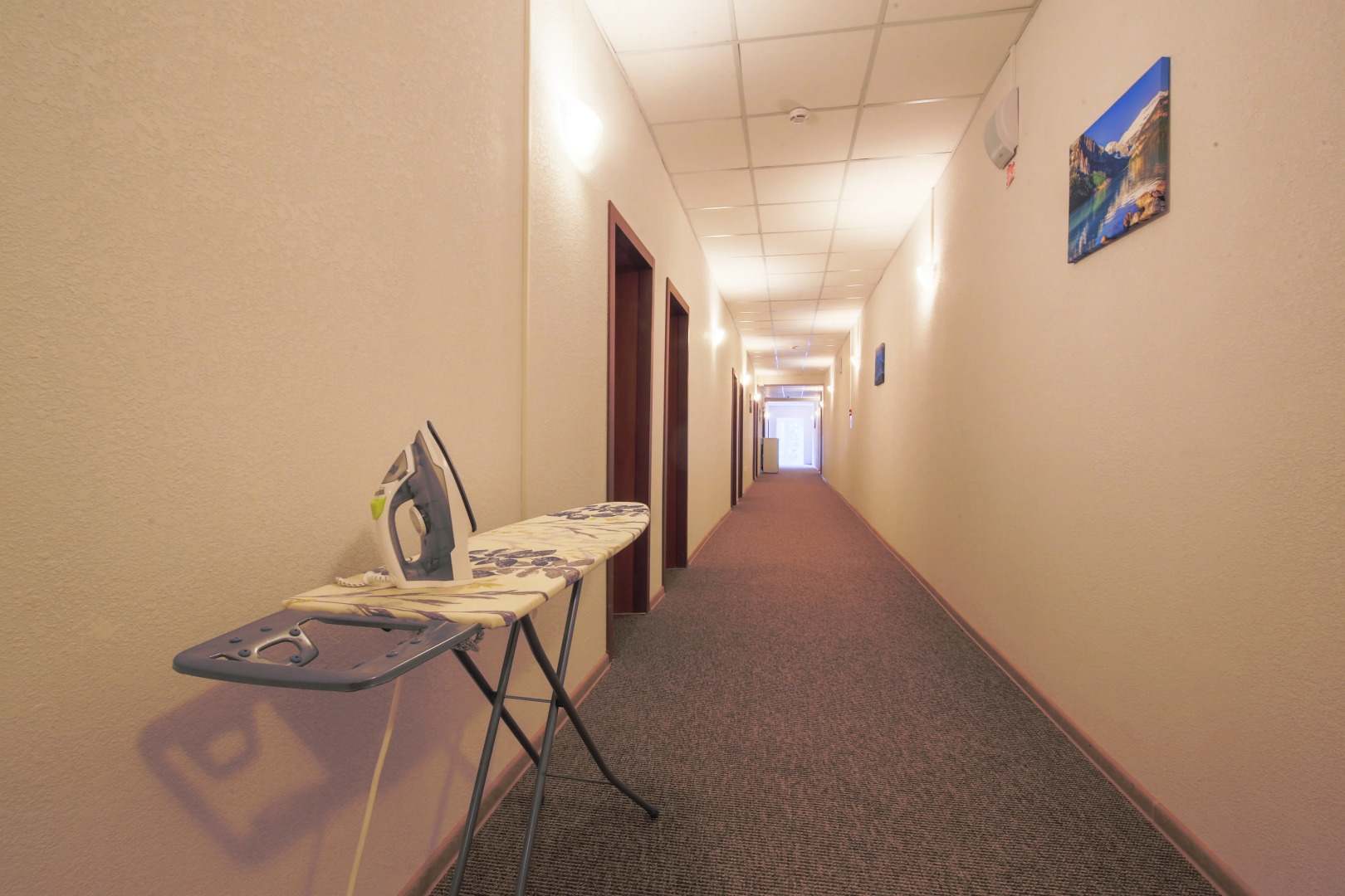 Отель Авлад