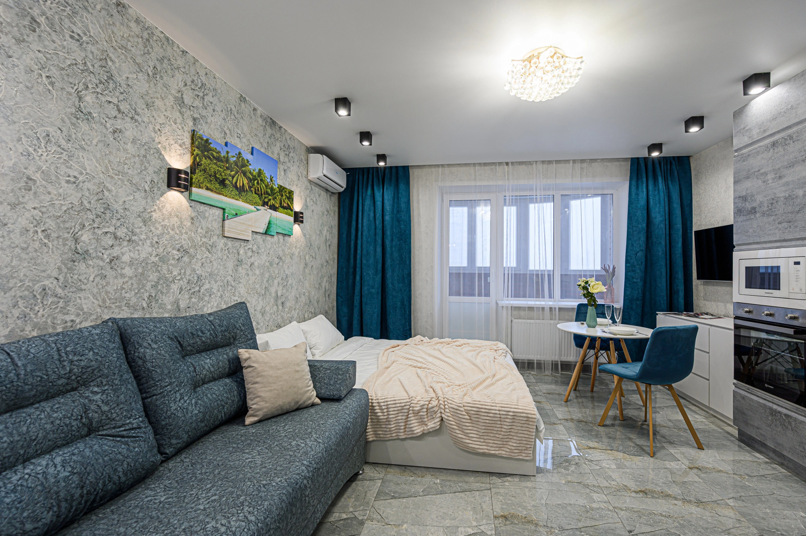 Апартаменты Stepanenkov для 4 гостей на Дуси Ковальчук 238