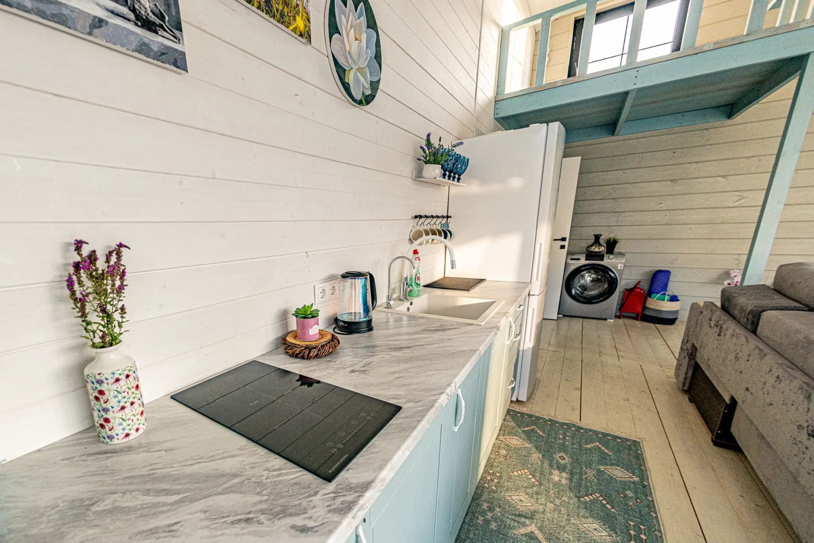 Частный дом У реки в горах