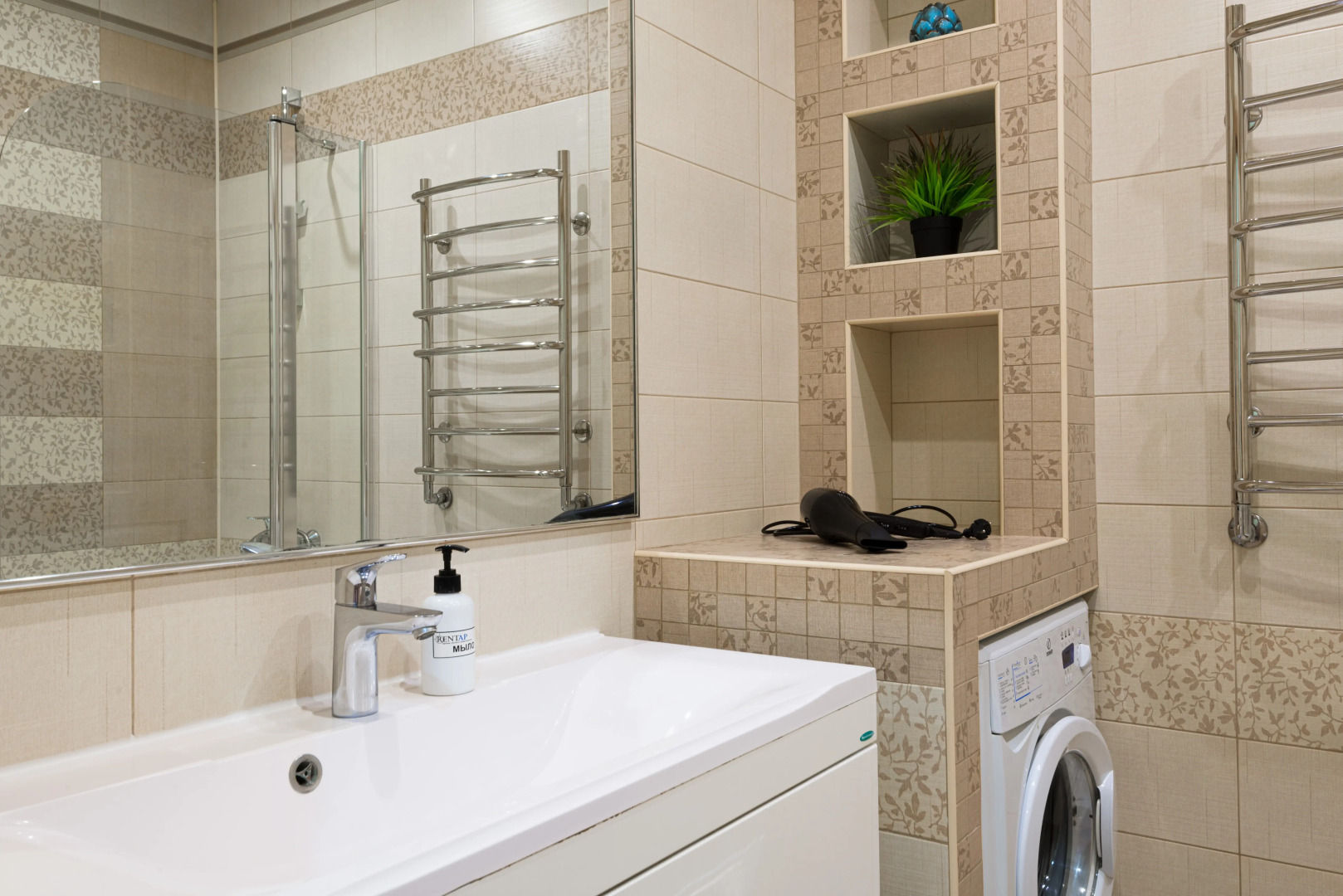 Квартира 2-к в самом центре в новом доме на Ленина 7Б от RentAp, 5 сп.мест