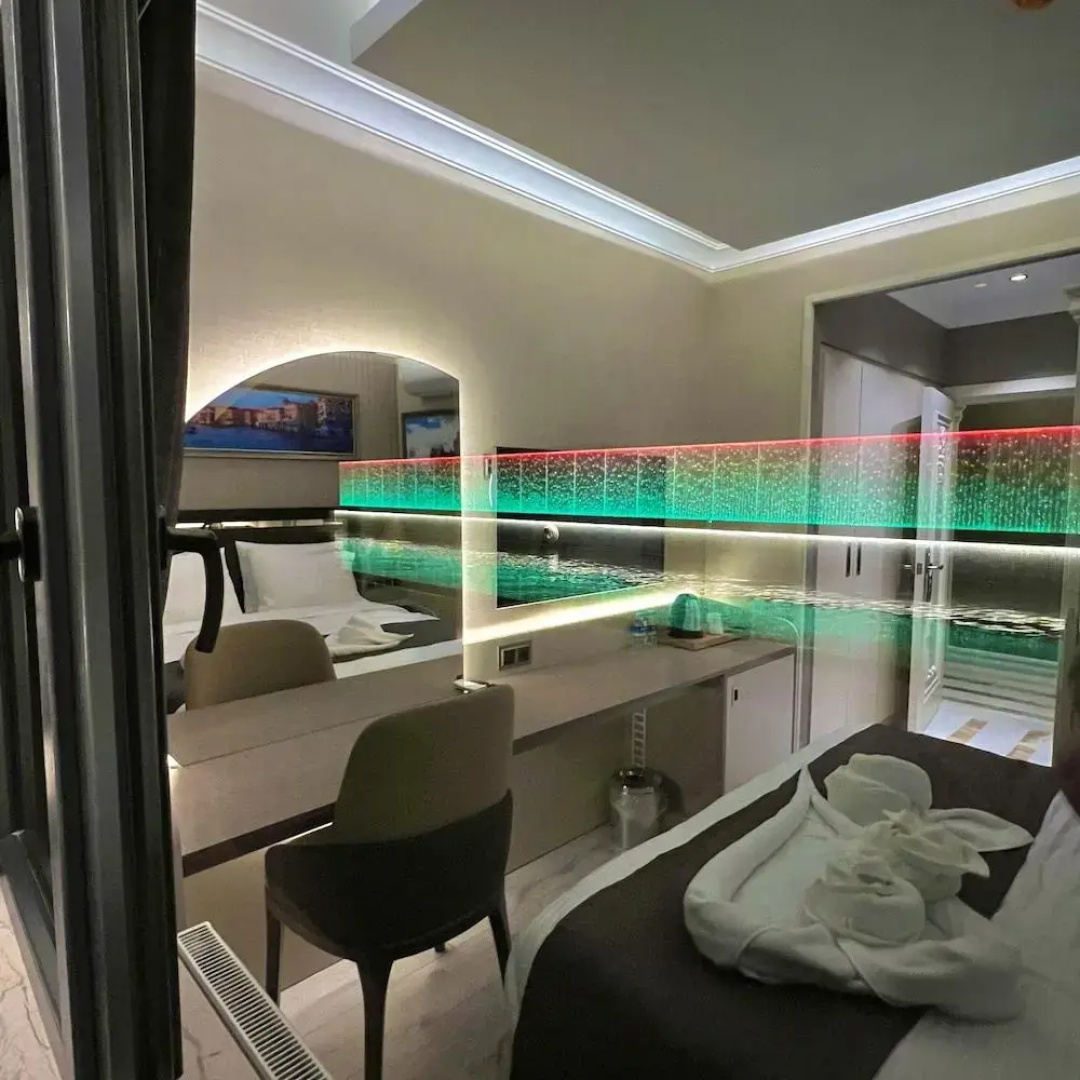 MQ Hotel Suites & SPA