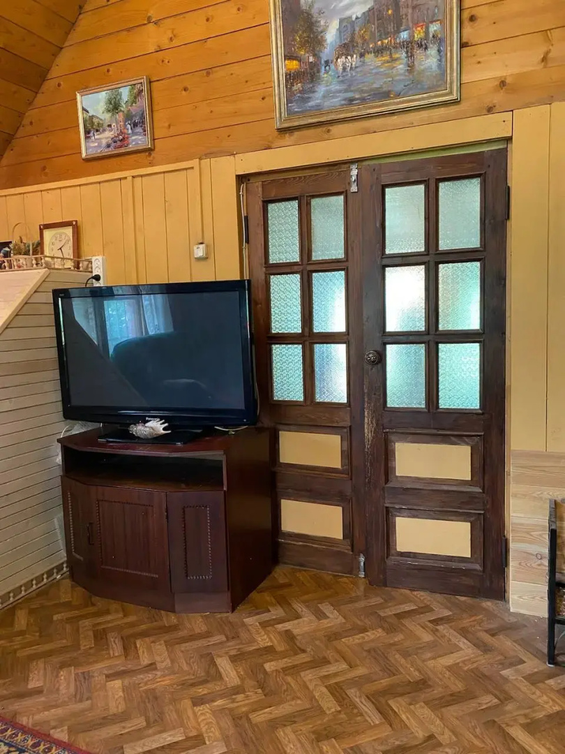 Частный дом Дом у реки в английском стиле