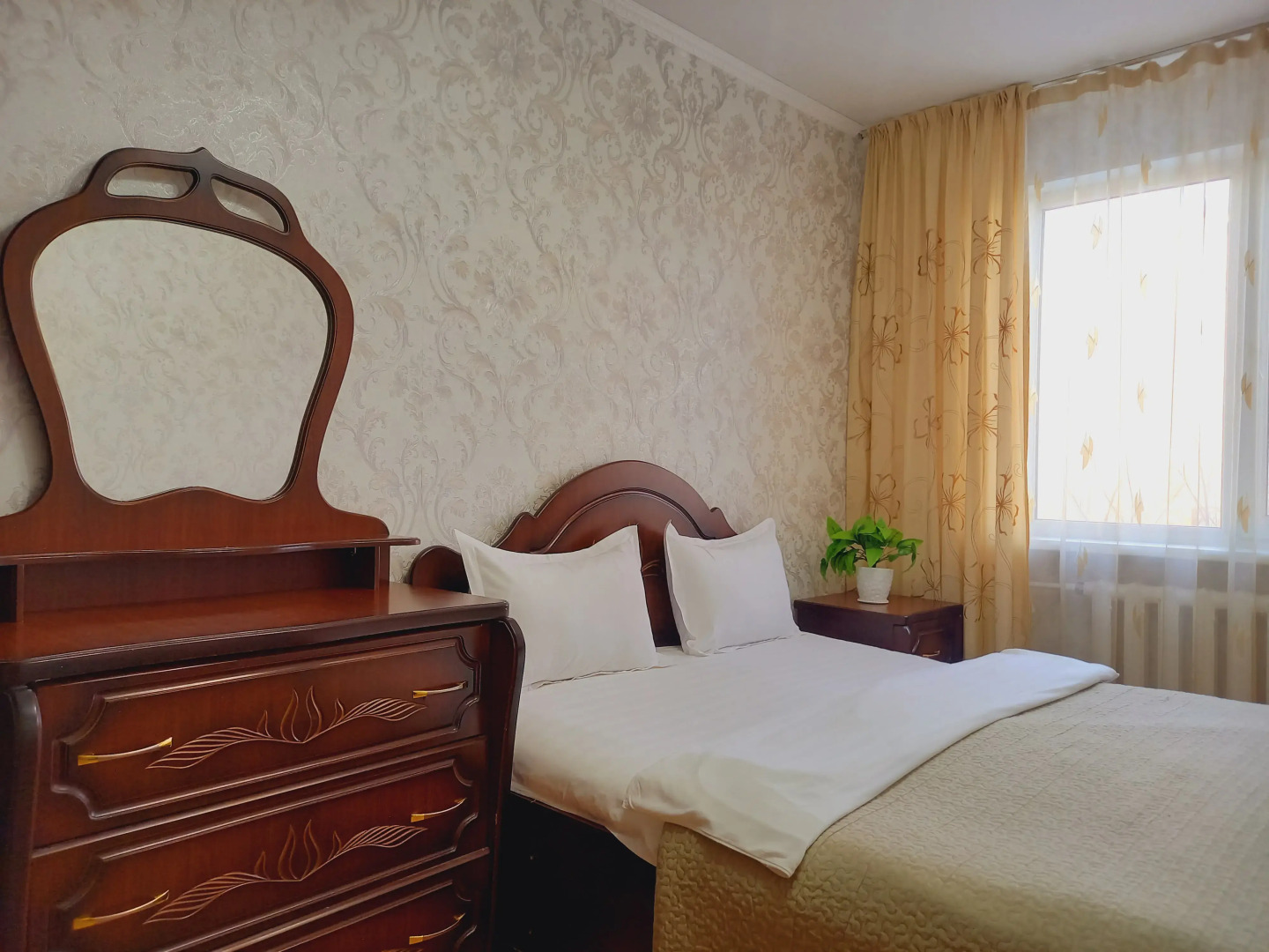 Квартира Оранжевый Мир