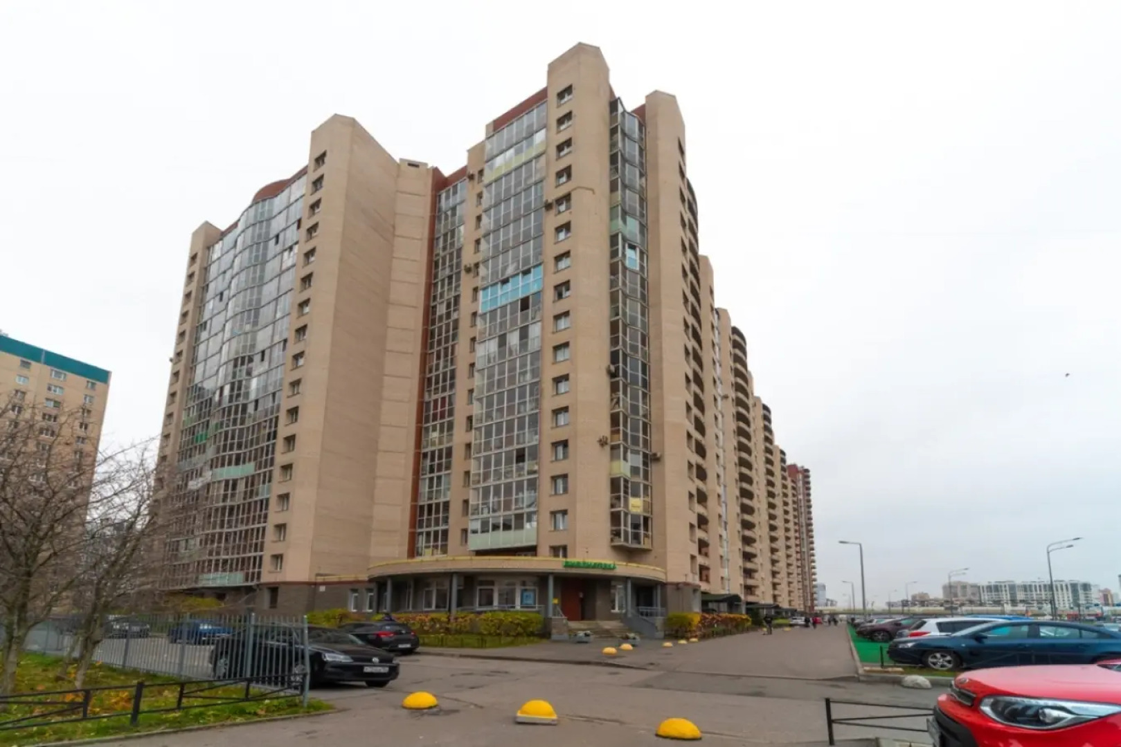 Апартаменты на Богатырском проспекте 36/1