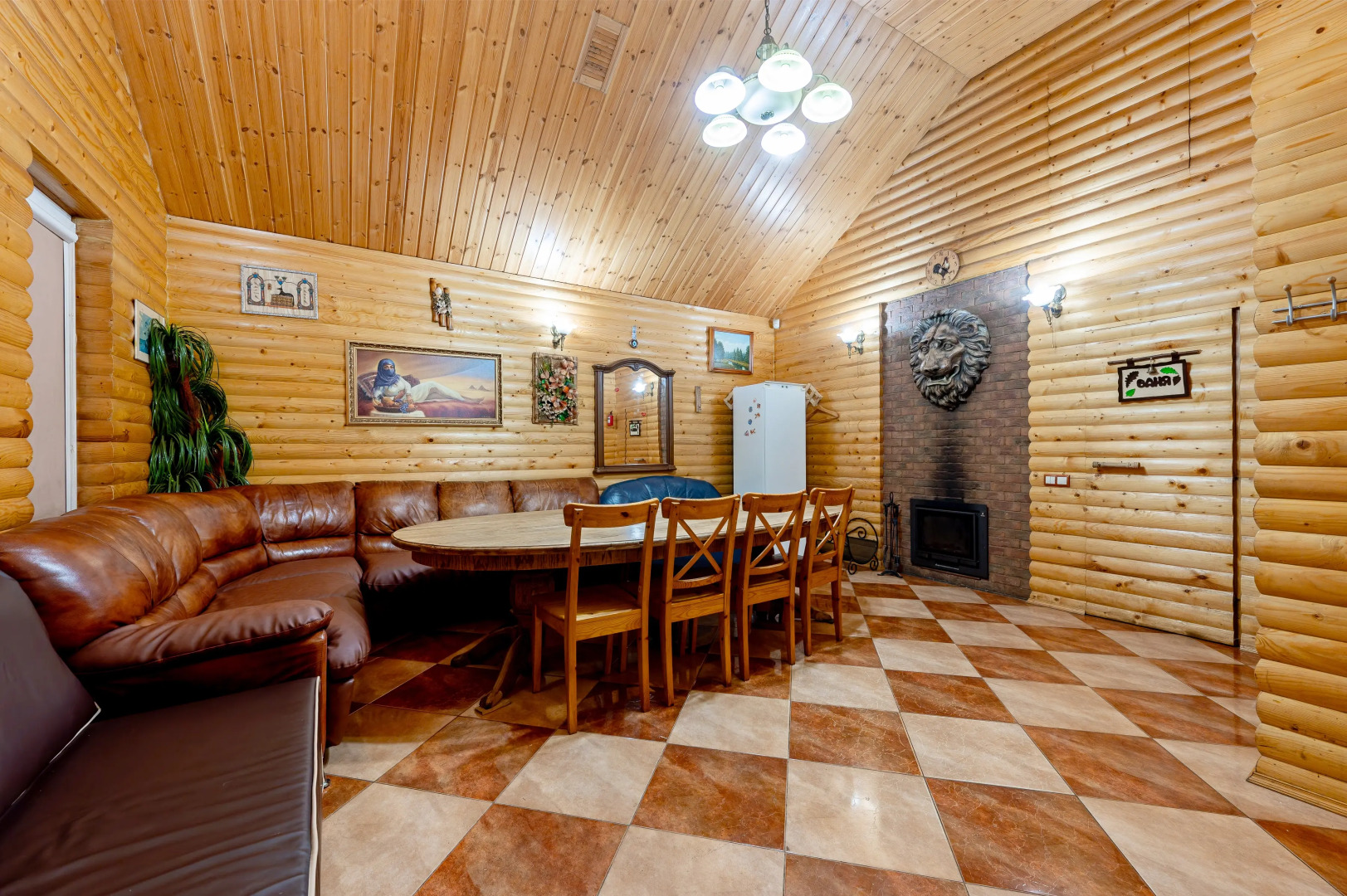 Гостевой дом Уютный с большой беседкой и классной баней