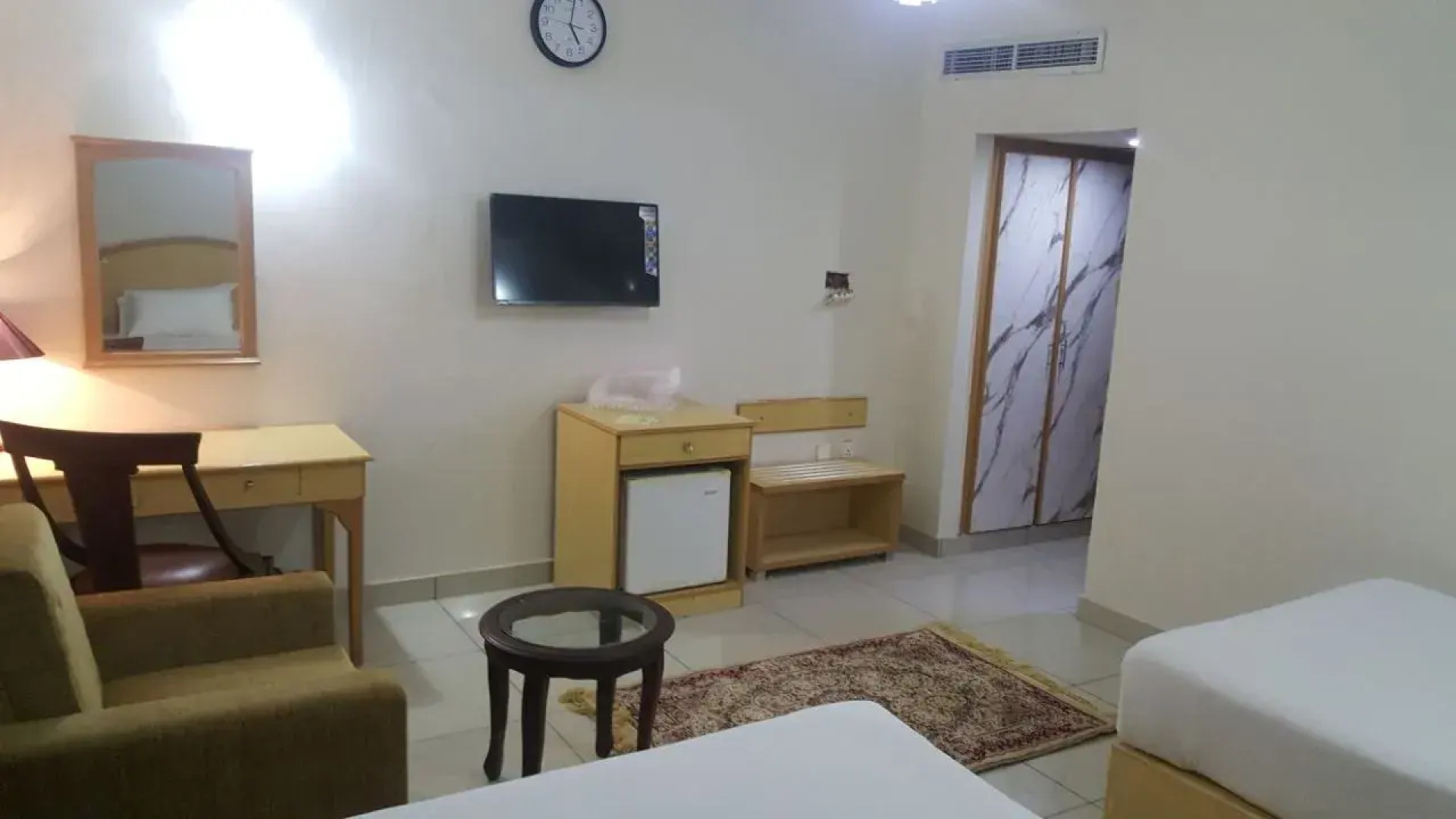 Отель Crown Inn