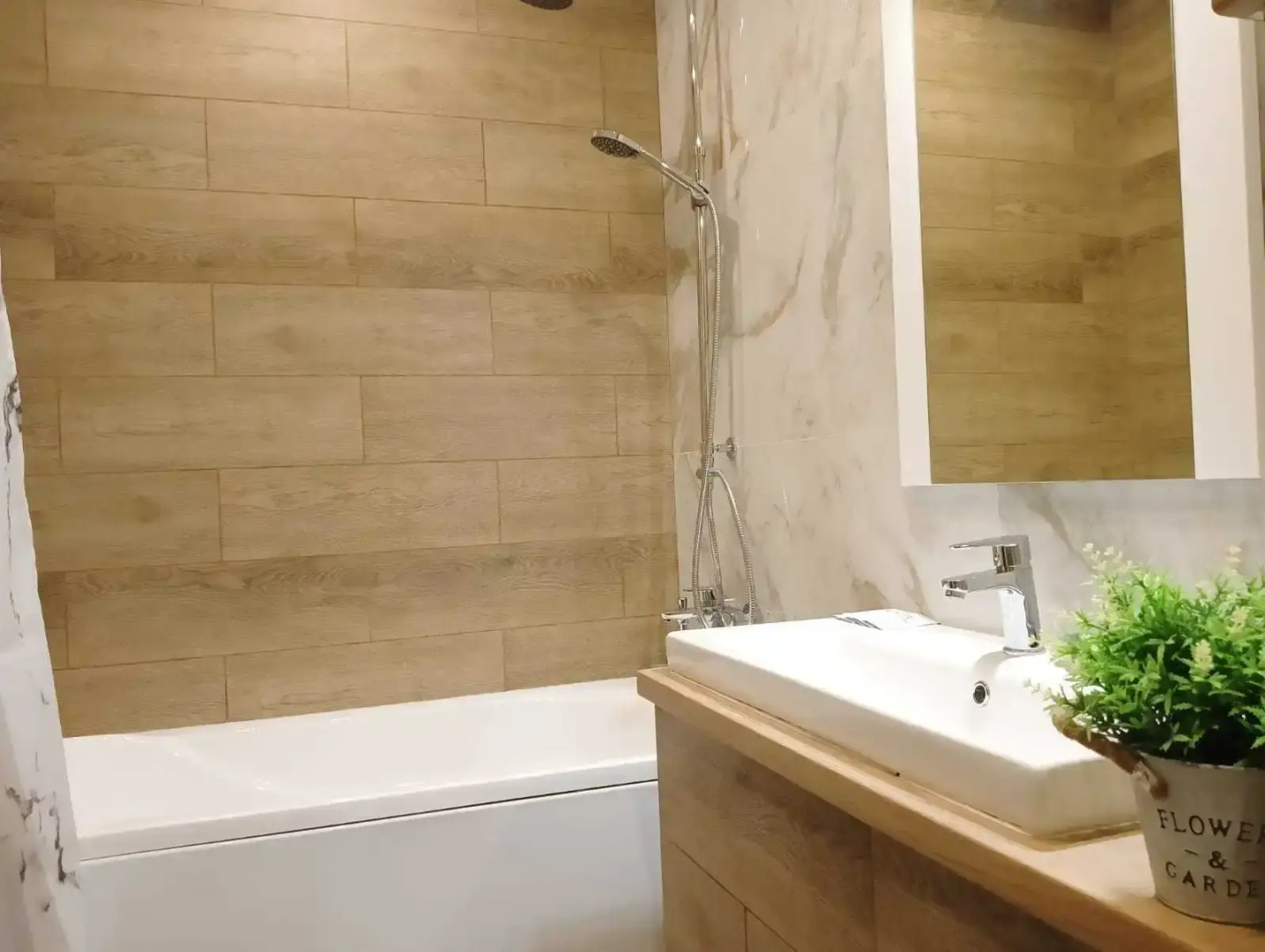 Апартаменты Like Home с видом на море