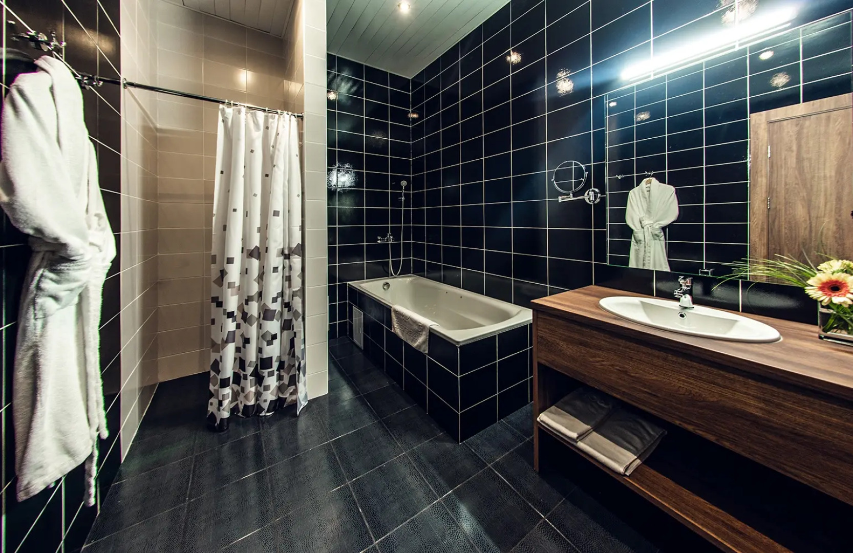 Отель Skypoint Gamma Delta Alfa