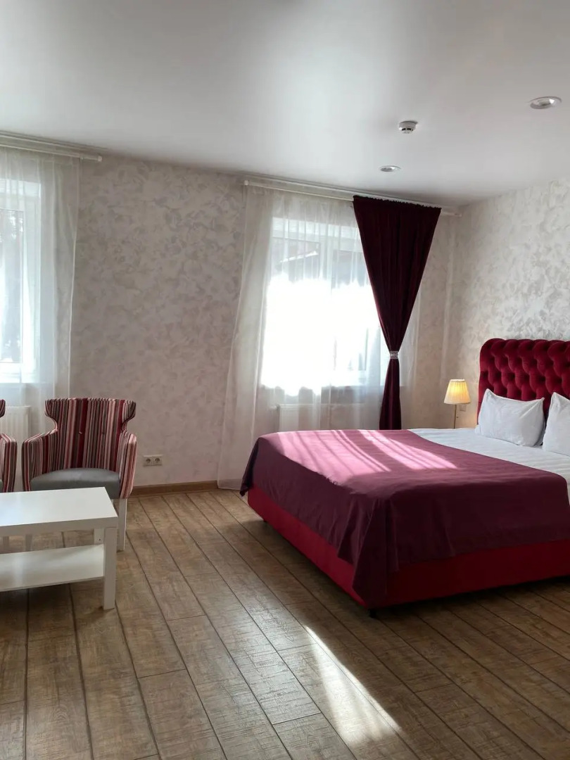 Отель Премьера