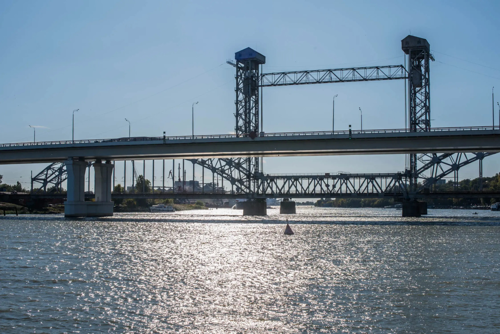 Апартаменты Дом у Дона Двухкомнатные с видом на Дон (15 этаж)