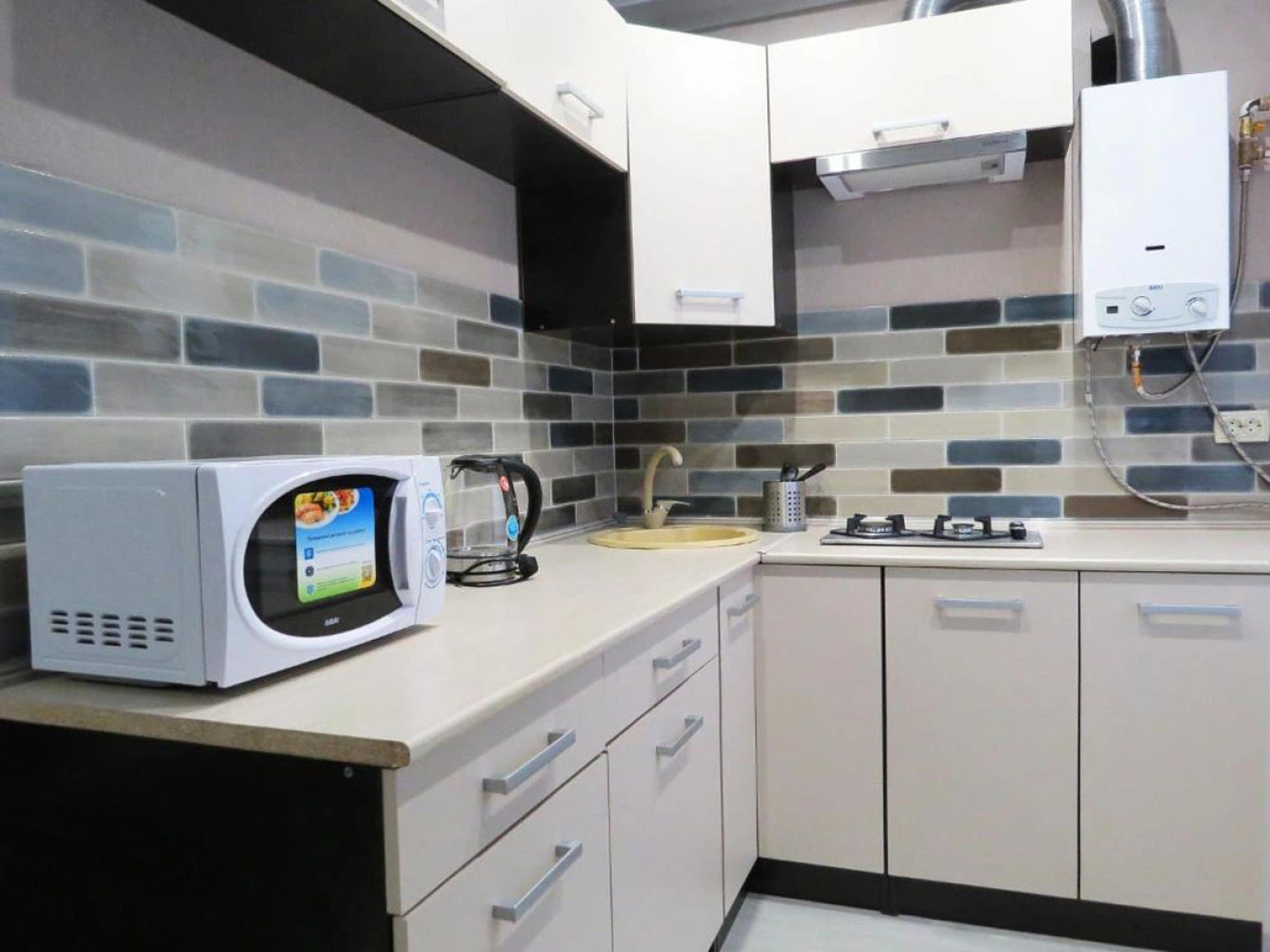 Квартира на Лейпунского 4