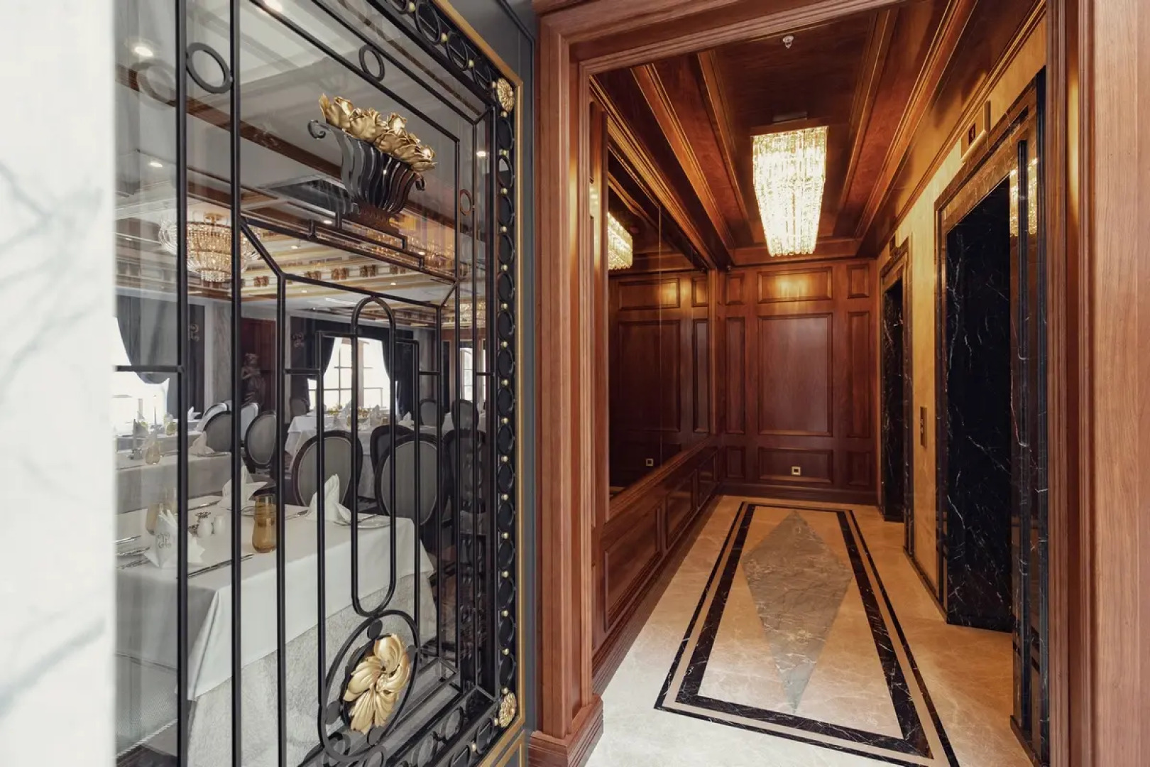 Отель Tsar Palace Luxury Hotel & SPA