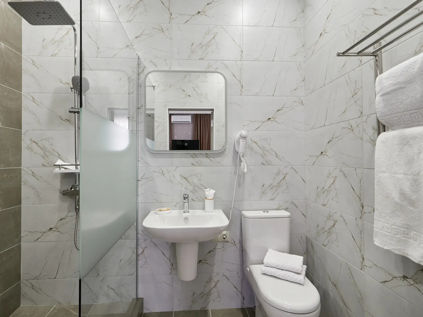 Отель Комета