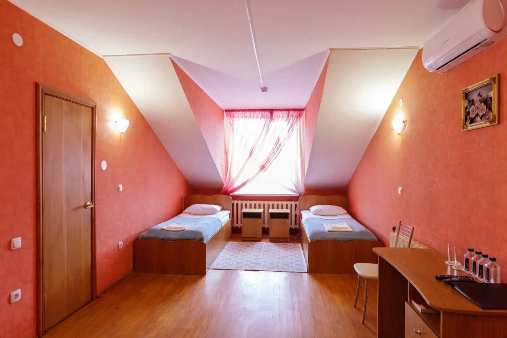 Мотель Радуга