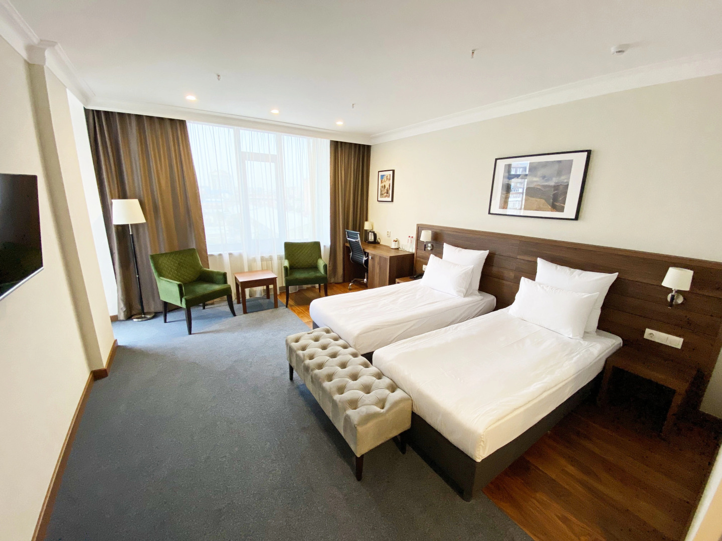 Отель Монто